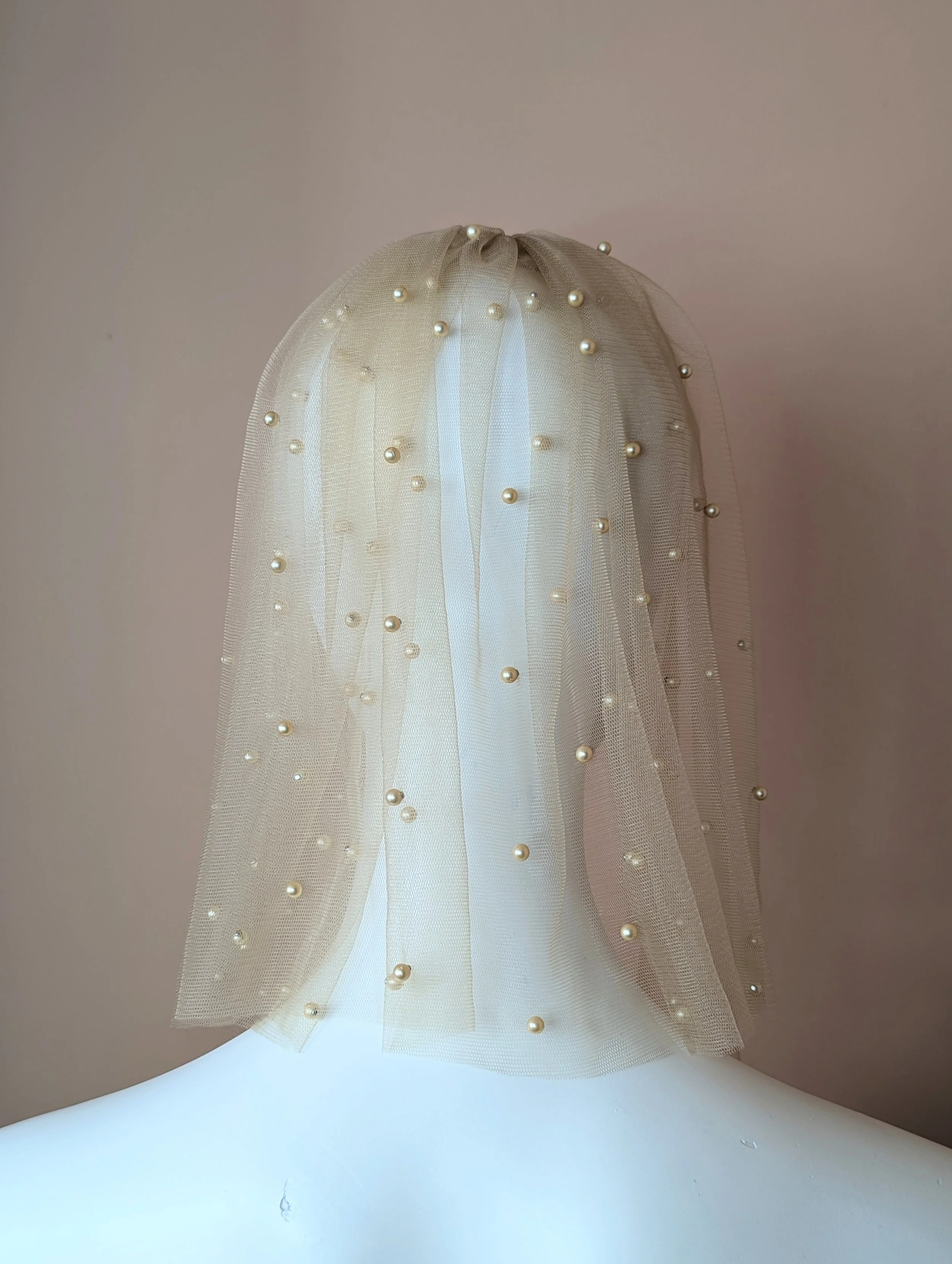 Champagne-Pearl-Veil-2.jpg