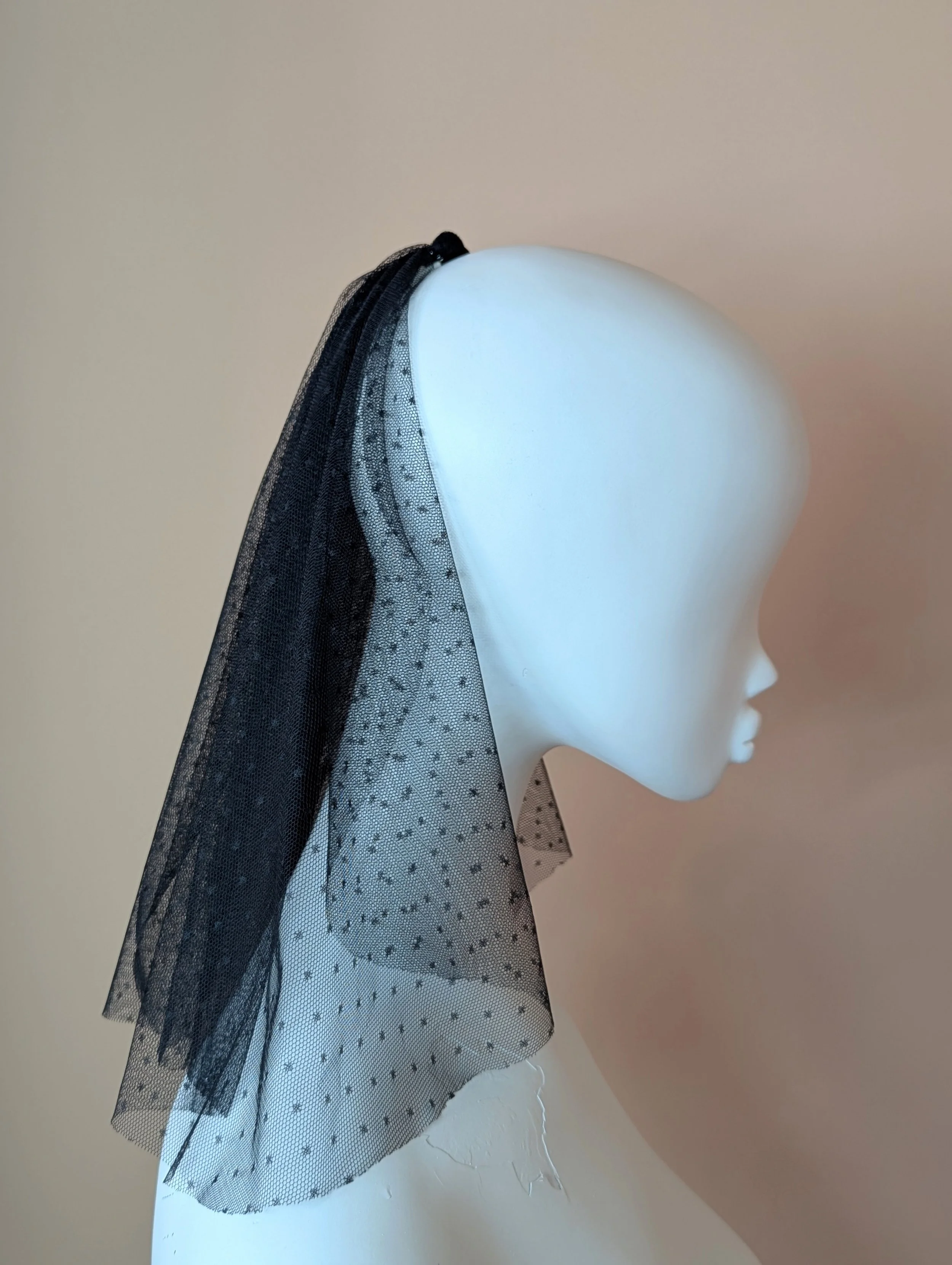 Black-Mini-Spot-Veil-6.jpg