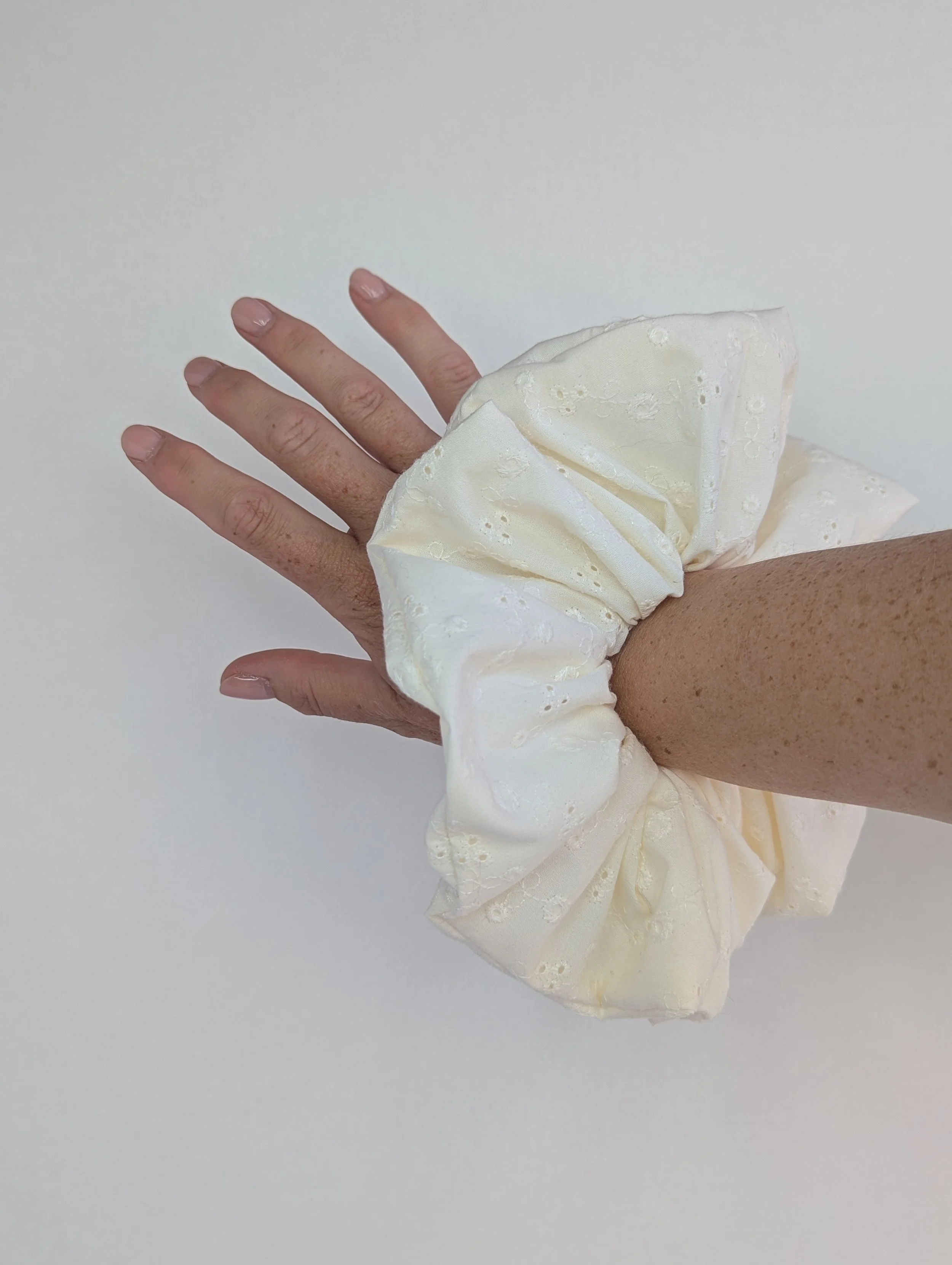 Cream-Broderie-Anglaise-Cotton-Scrunchie-1.jpg