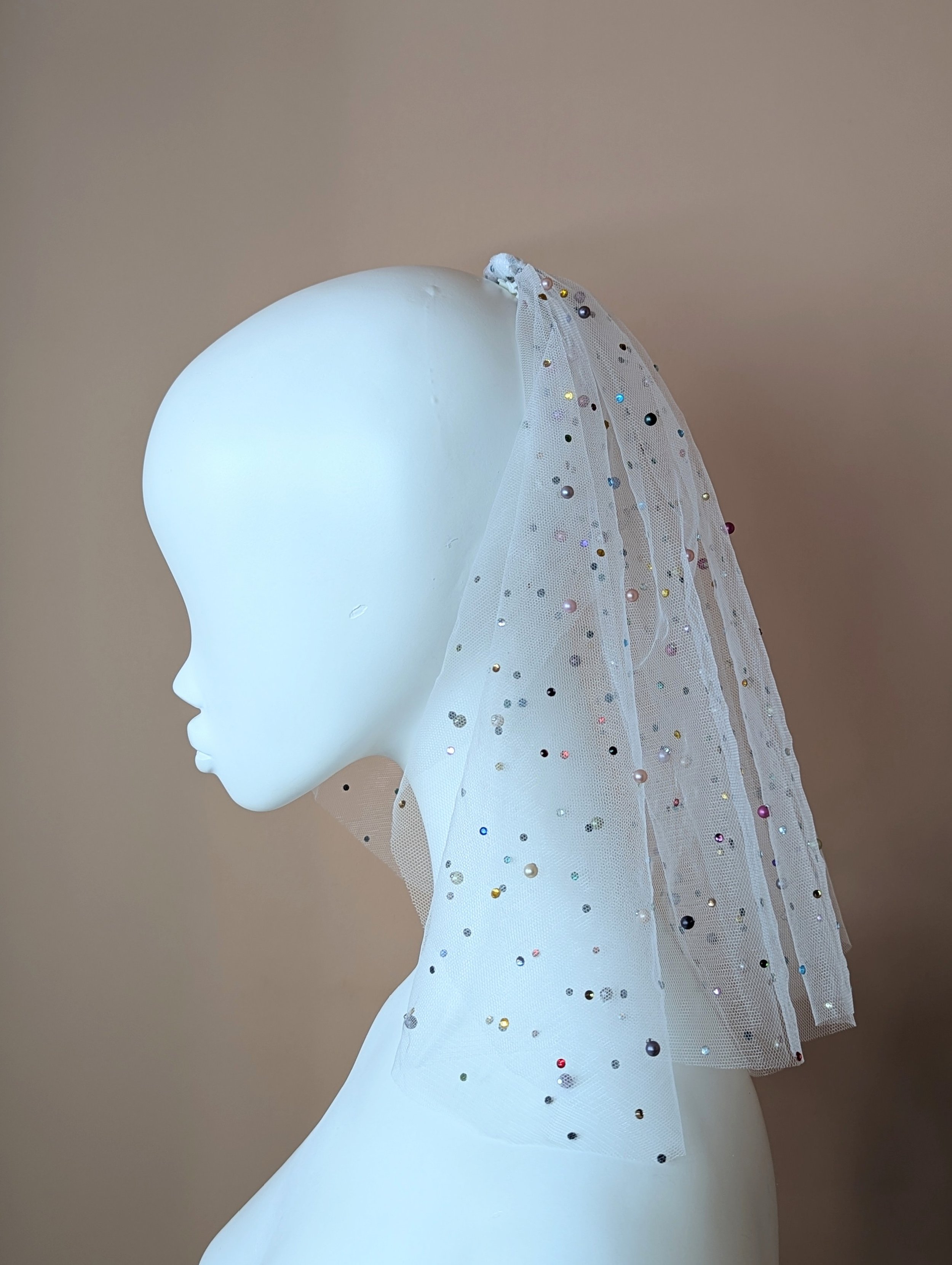 White-Rainbow-Pearl-Veil-1.jpg