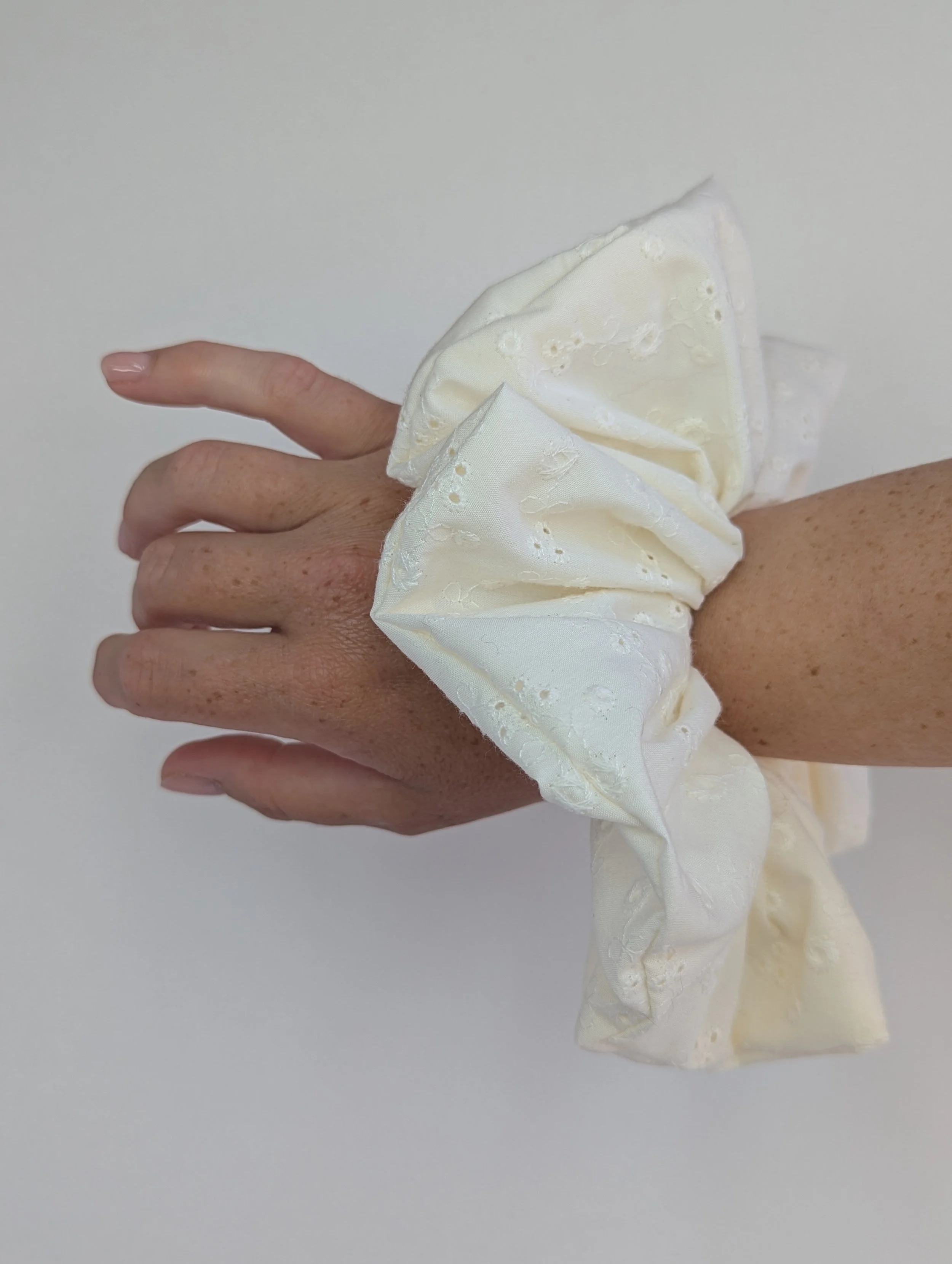 Cream-Broderie-Anglaise-Cotton-Scrunchie-2.jpg
