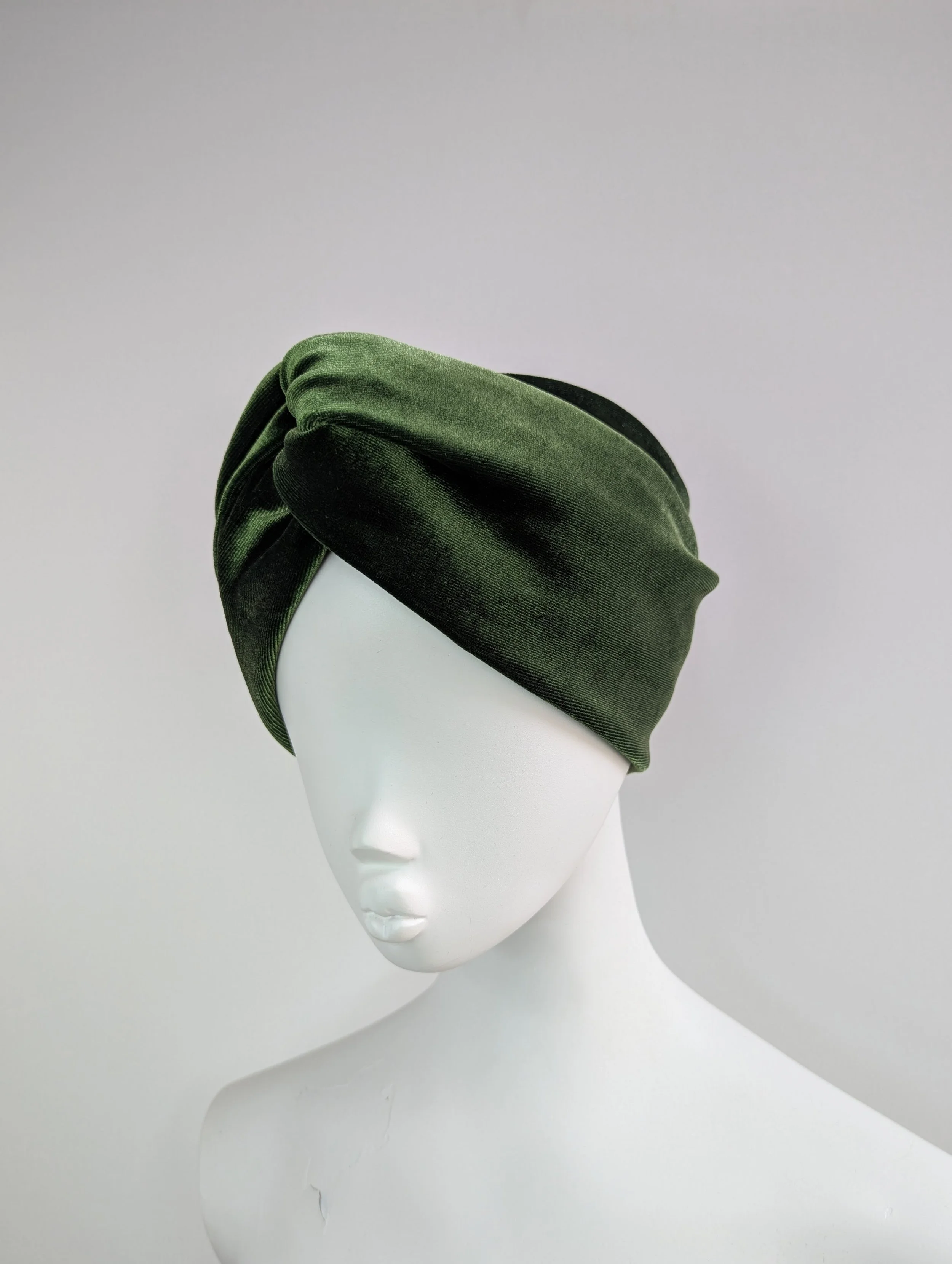 Emerald-Green-Velvet-1.jpg