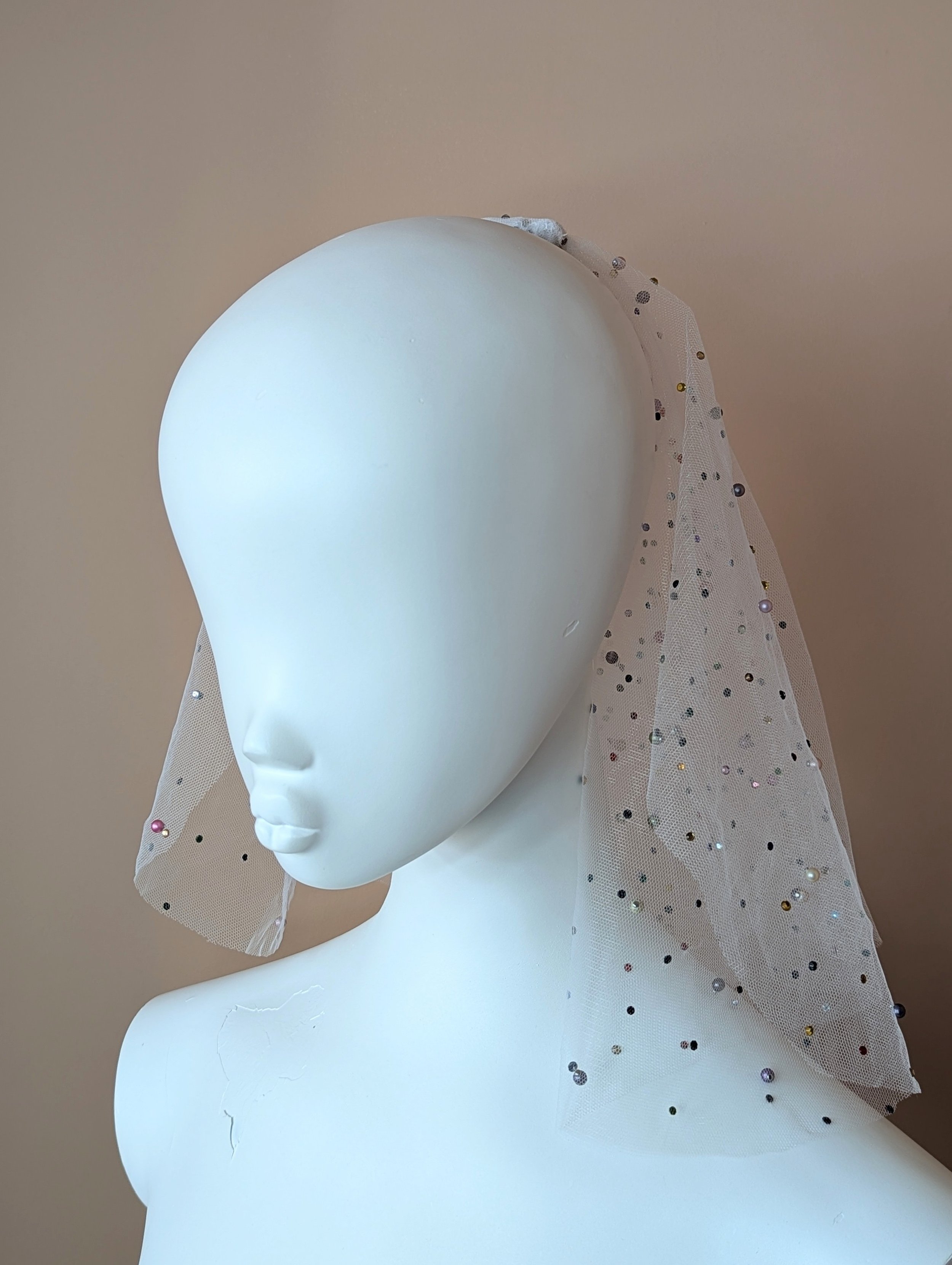 White-Rainbow-Pearl-Veil.jpg