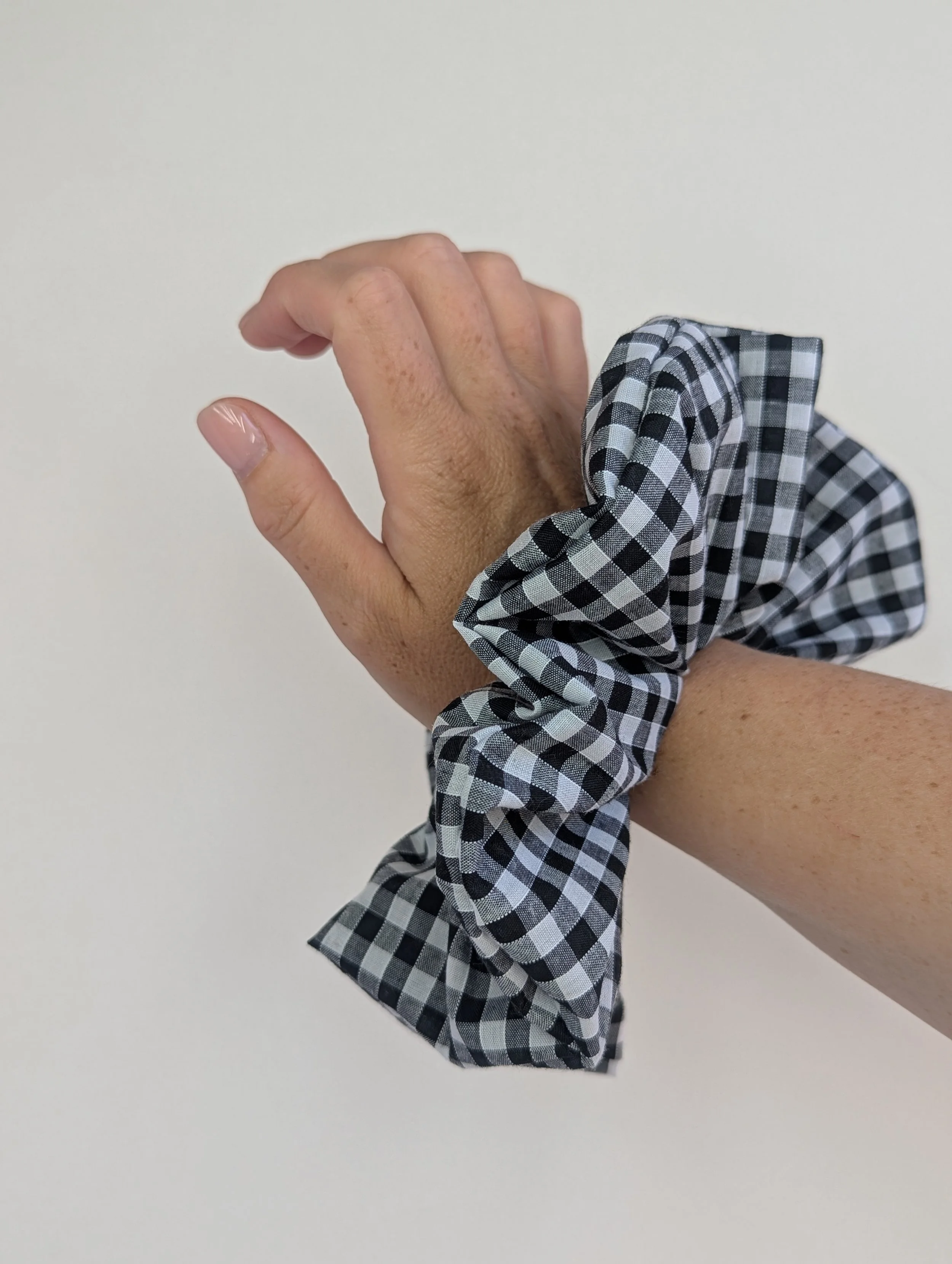 Black-White-Gingham-Cotton-Scrunchie-7.jpg
