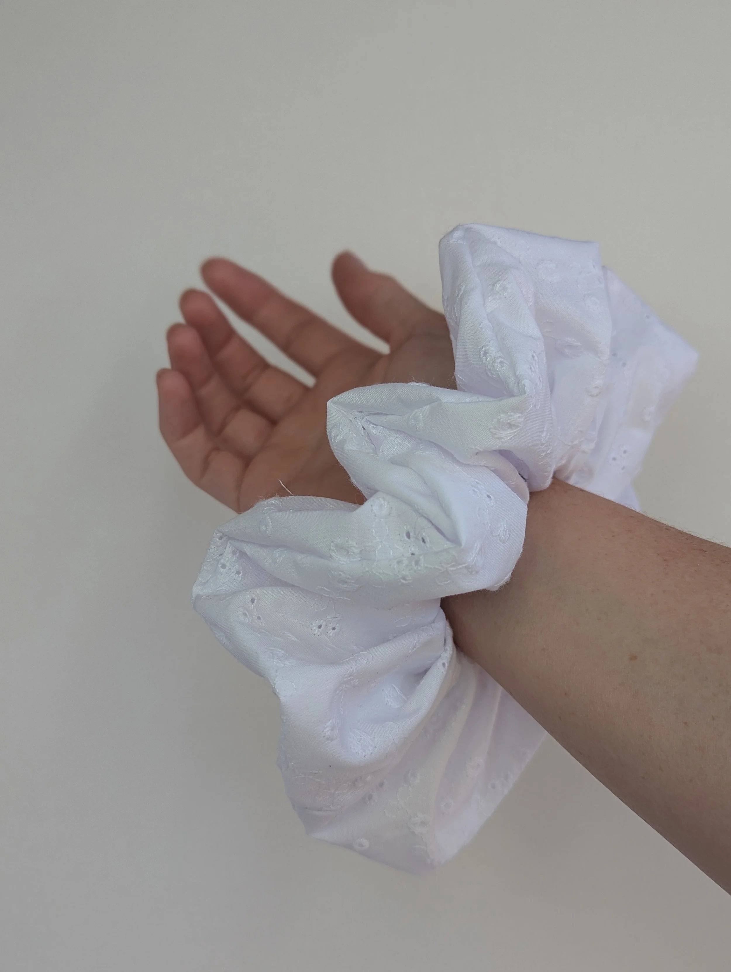 White-Broderie-Anglaise-Cotton-Scrunchie-3.jpg