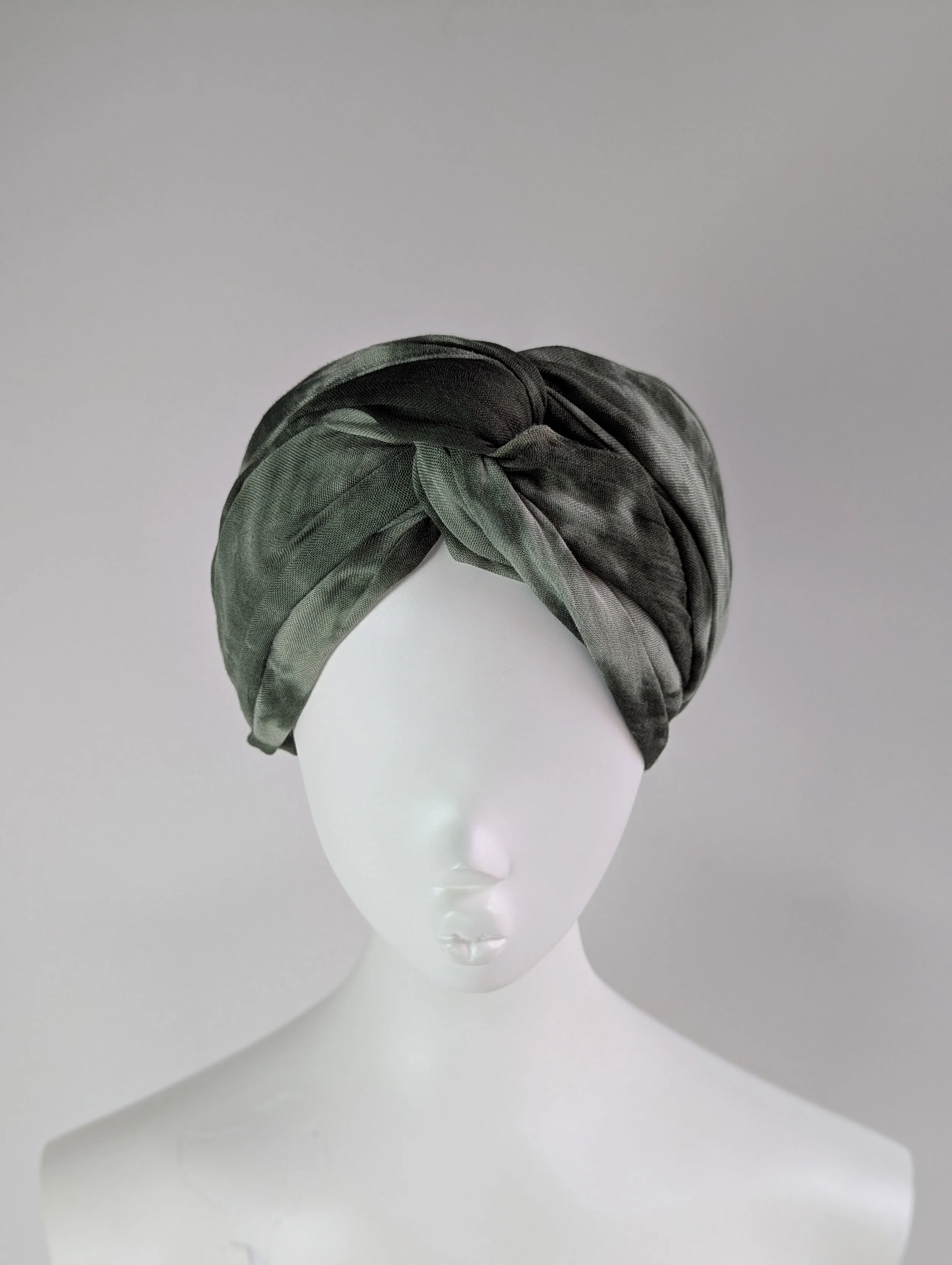 Green Tie Dye Scarf9.jpg