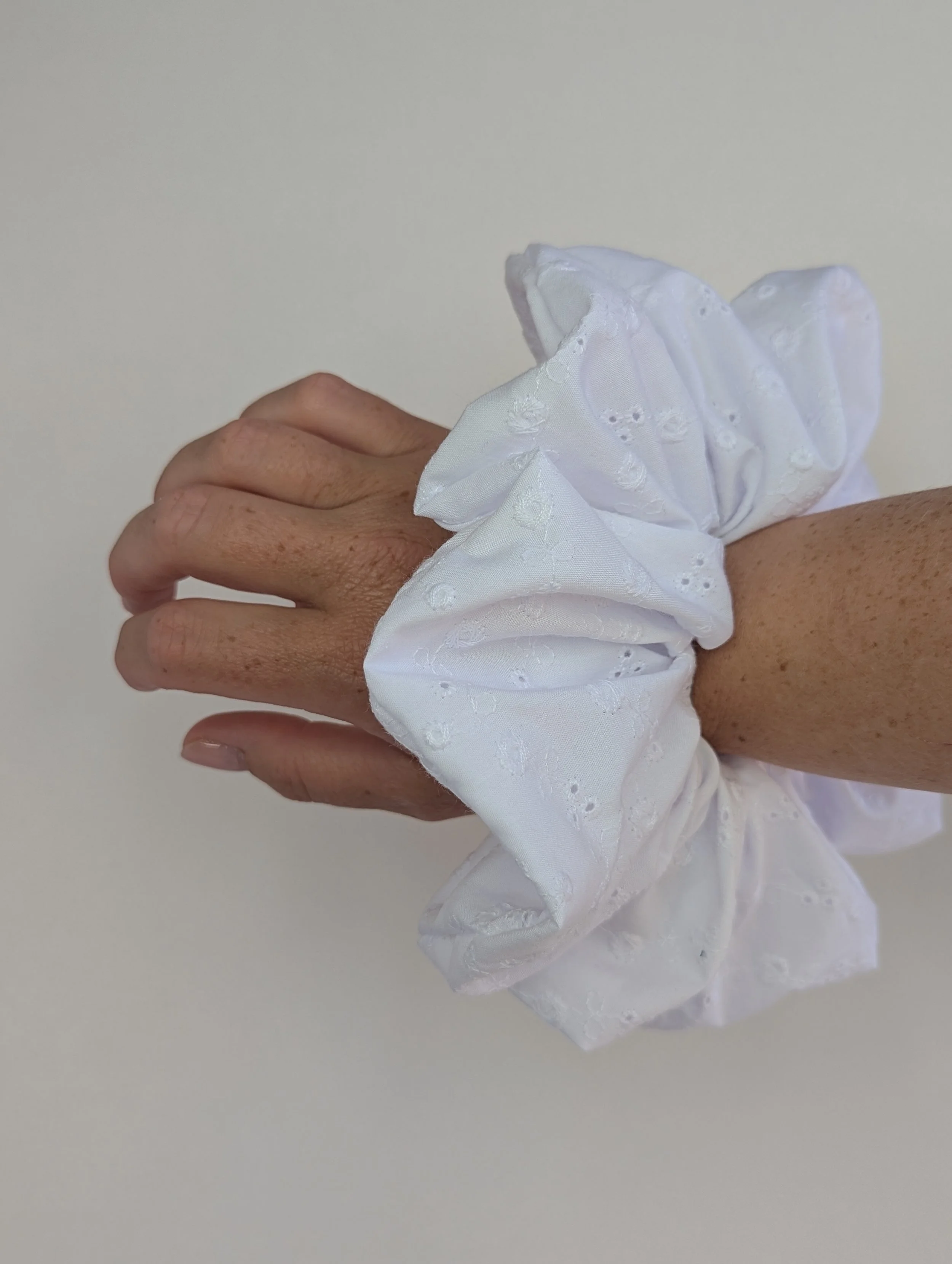 White-Broderie-Anglaise-Cotton-Scrunchie-4.jpg