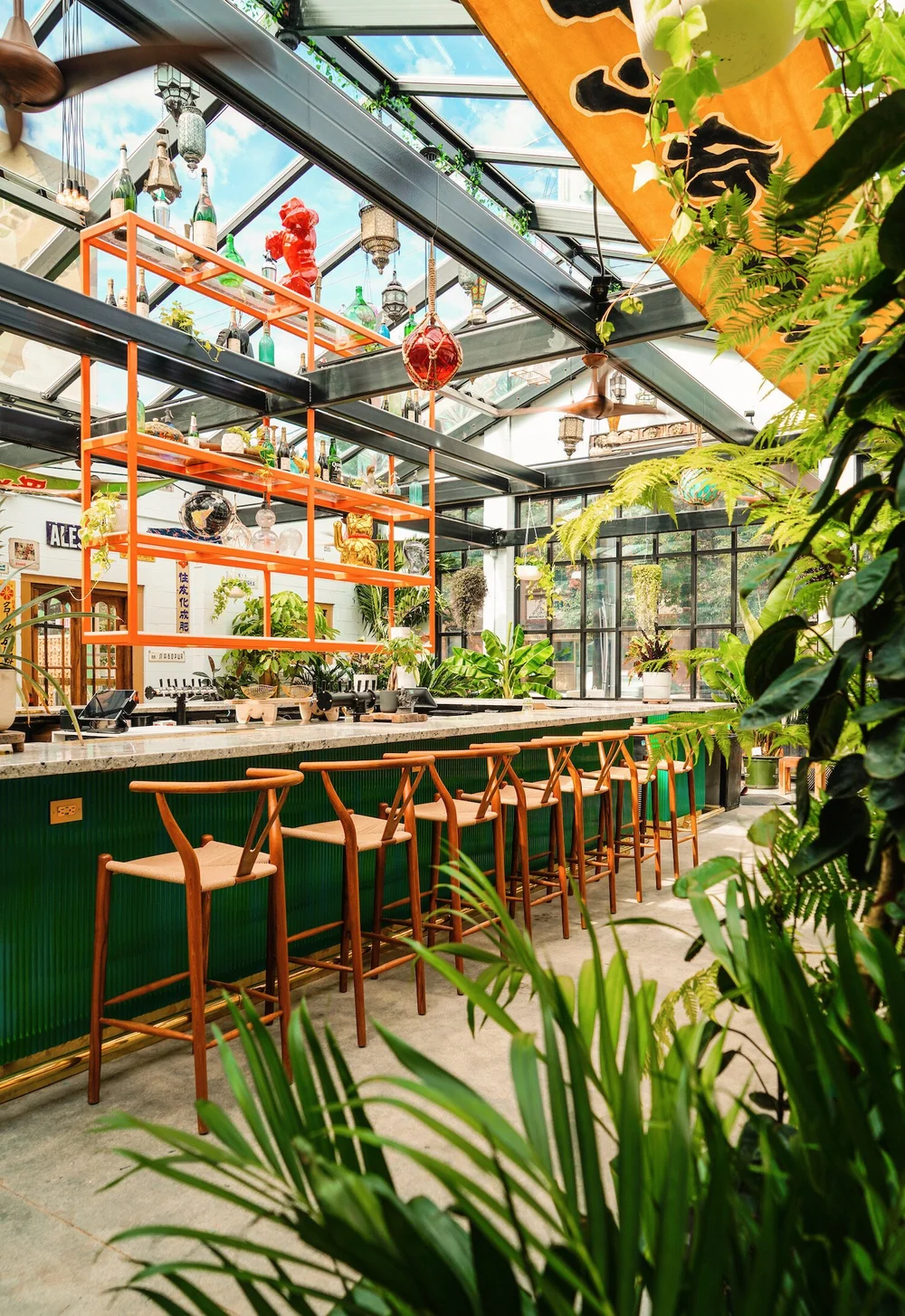 Outdoor Cocktail Bar in Cincinnati OTR Somerset Bar