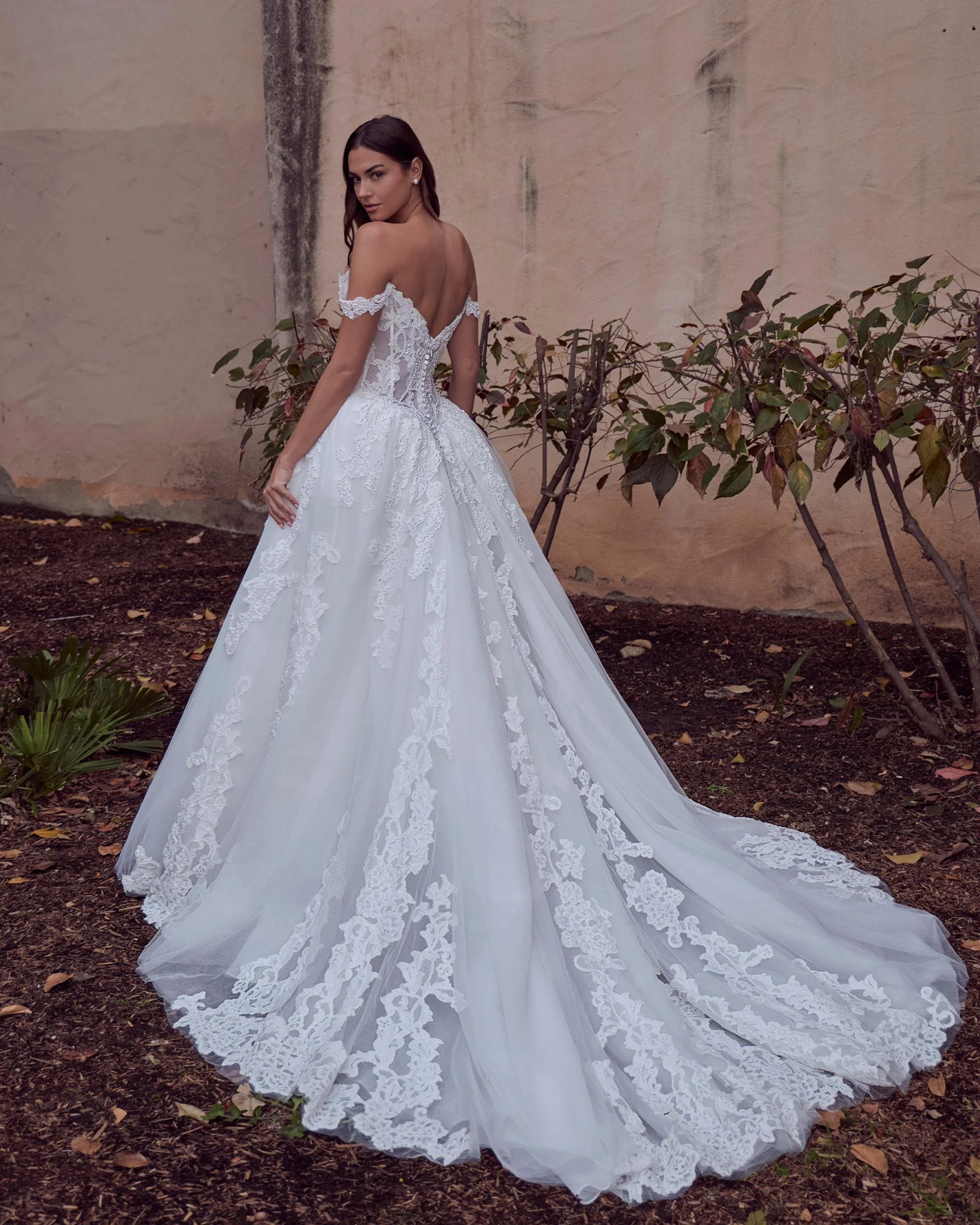 Roya 126240 Size 10