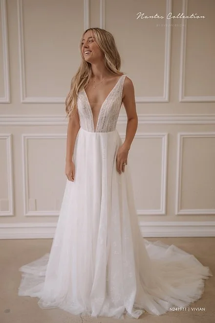 Vivian N241911  Size 10