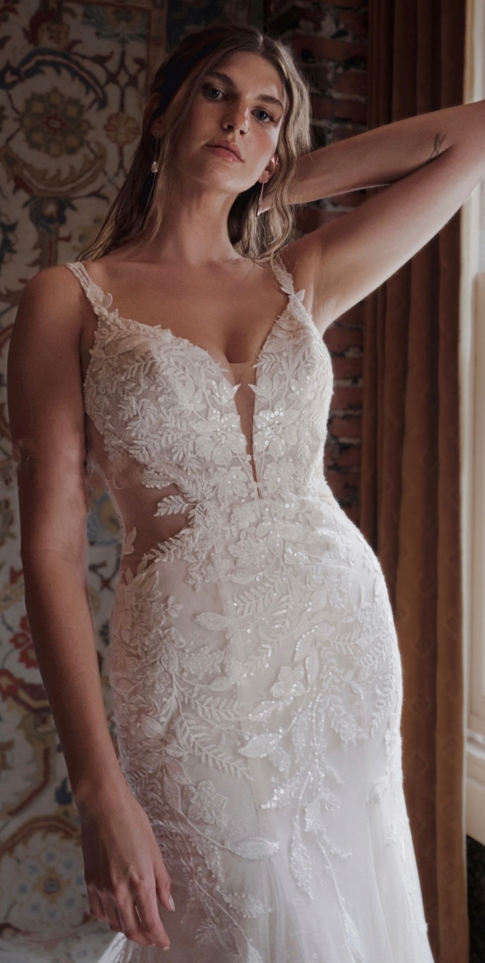 Reese Size 14 - Rose Collection (fits like bridal size 10)