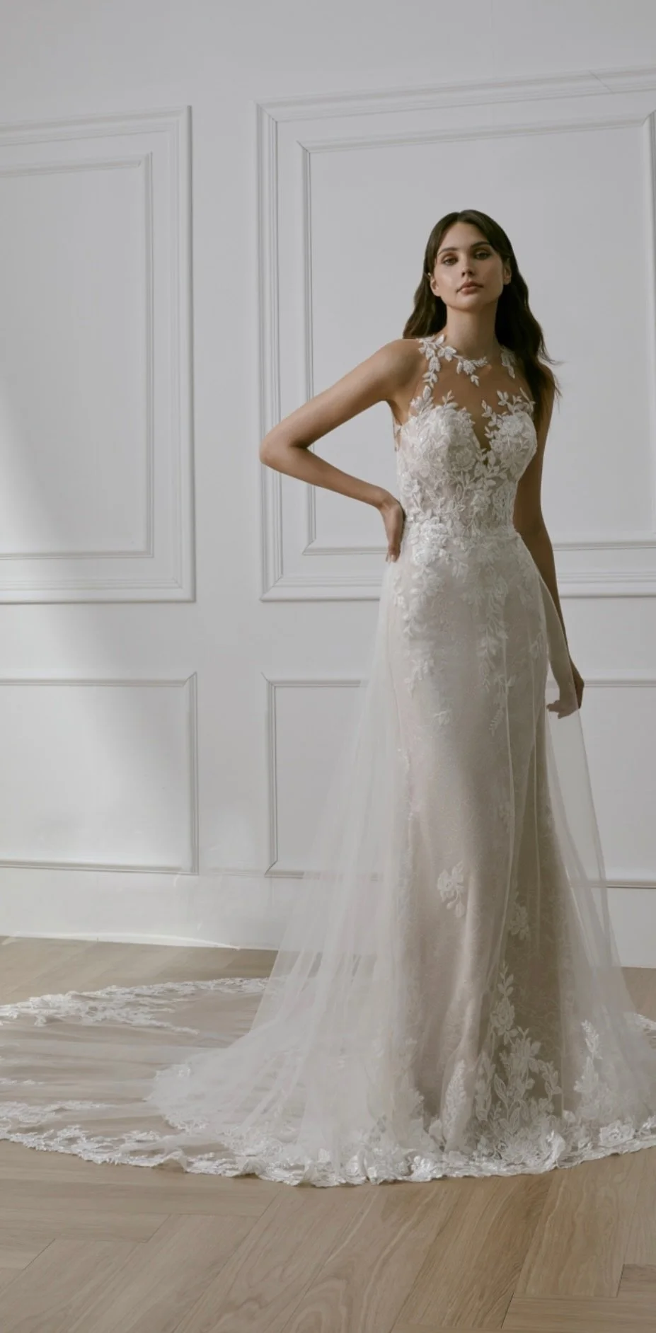 Ryan Size 18 - Rose Collection (fits like bridal size 14) 