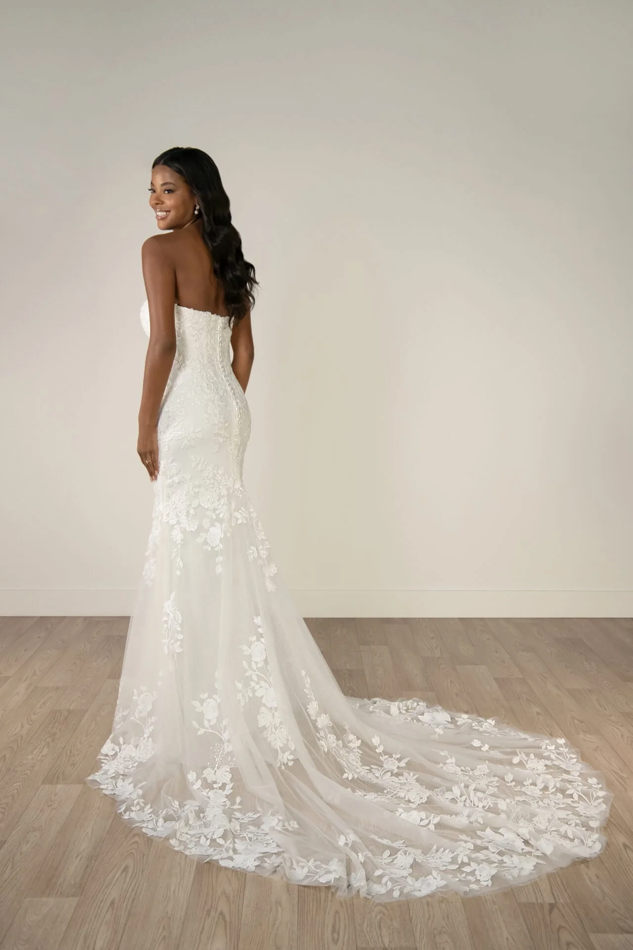 8332 Size 14 