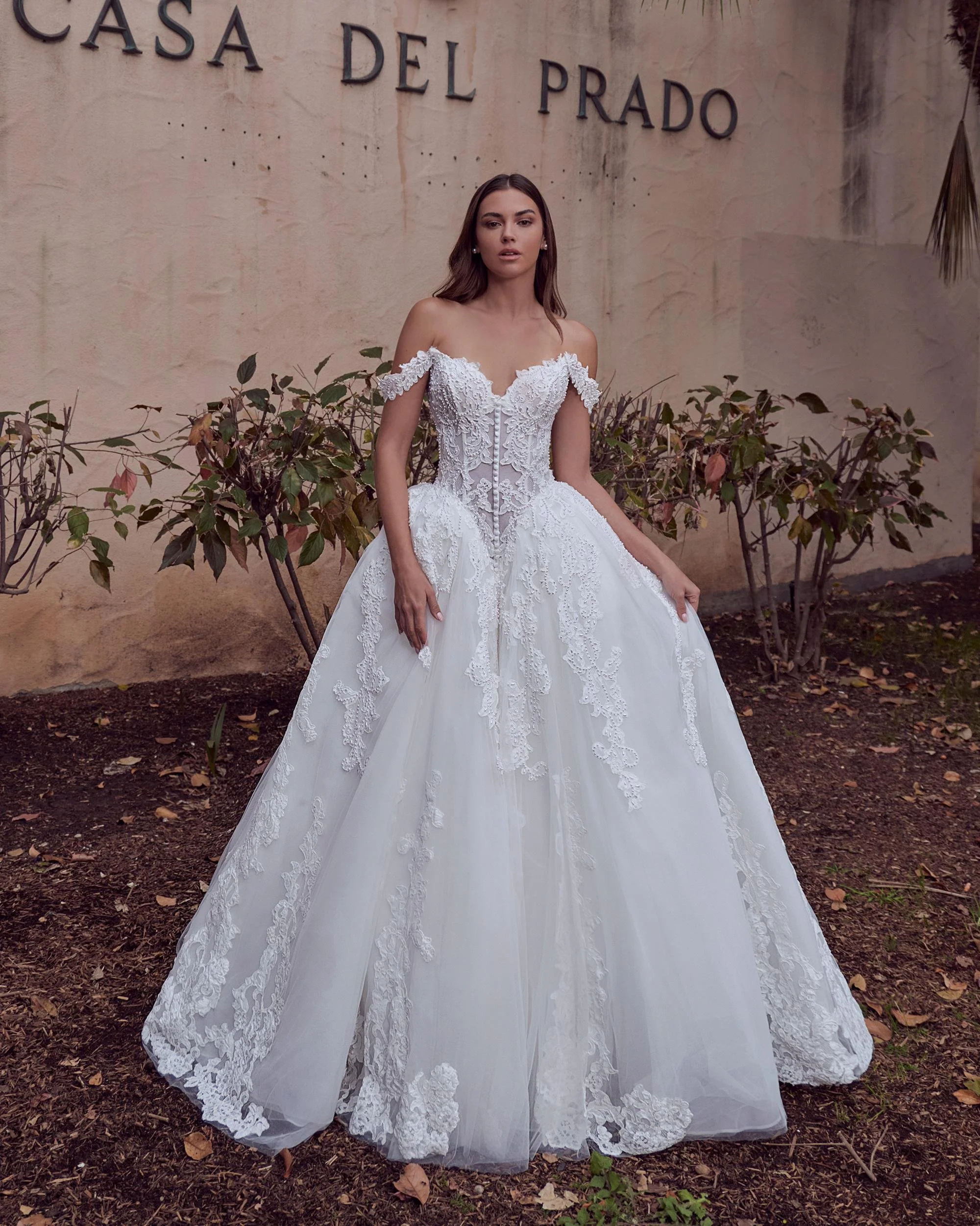 Roya 126240 Size 10