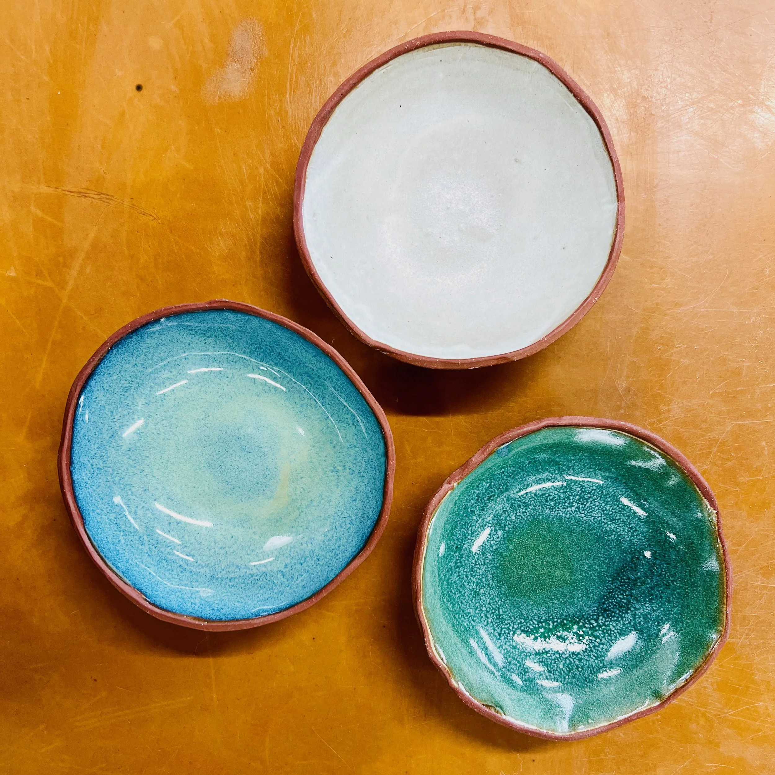 Colorful Handbuilt Bowl Workshop with Ros