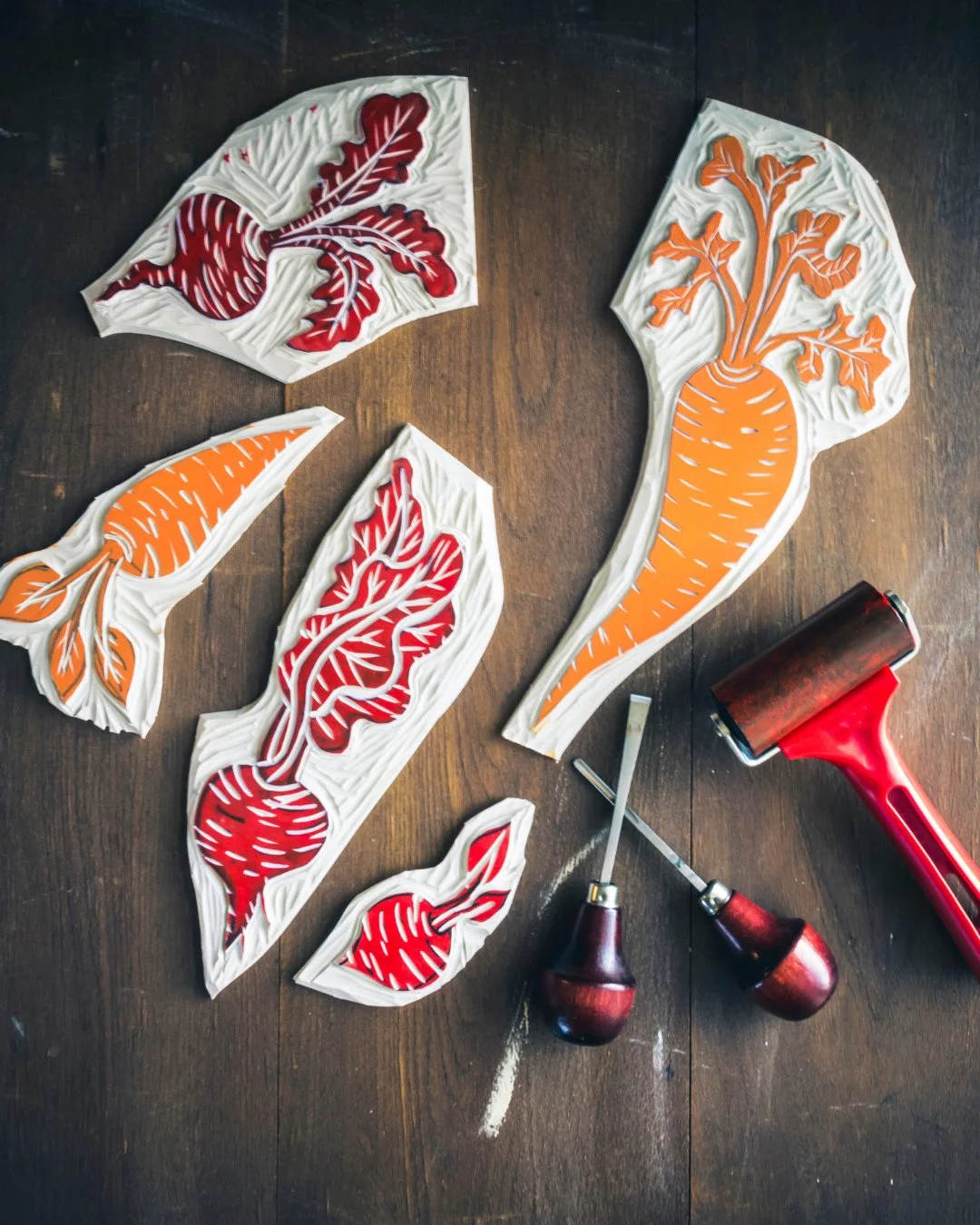 Last call for Intro to Linocut Block Printing with Laura starting next week &mdash; only 3 spots left! 🎨 Learn to carve and print your own bold, handmade designs in this creative printmaking class. Don&rsquo;t miss your chance to explore texture, pa