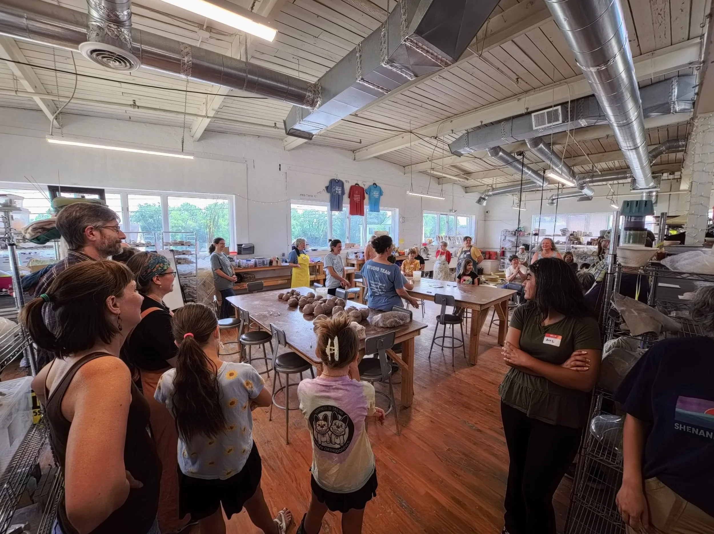 Our first ClayOlympics was such a blast! Thank you to everyone who came to play or cheer, we couldn&rsquo;t have done it without you. We...

👉 Rolled 116+ inch coils
👉Threw 4 lb platters on the wheel
👉 Handbuilt 2 foot-tall towers
👉 Threw 9+ inch