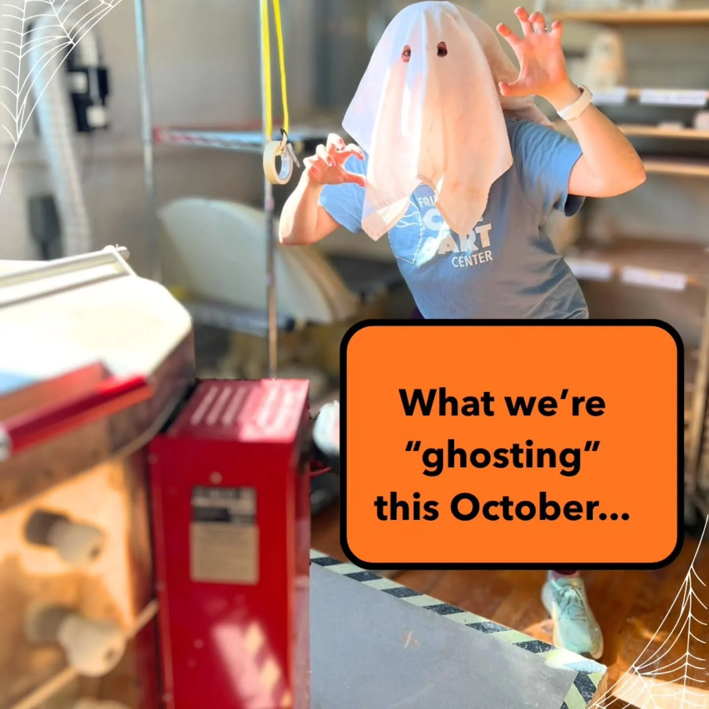 Fall is a time for change, and the perfect time to 👻GHOST👻 old bad habits! What will you be ghosting this season?
👻🍁
#harrisonburgva #friendlycityclay #ghosting #badhabits #artstudio