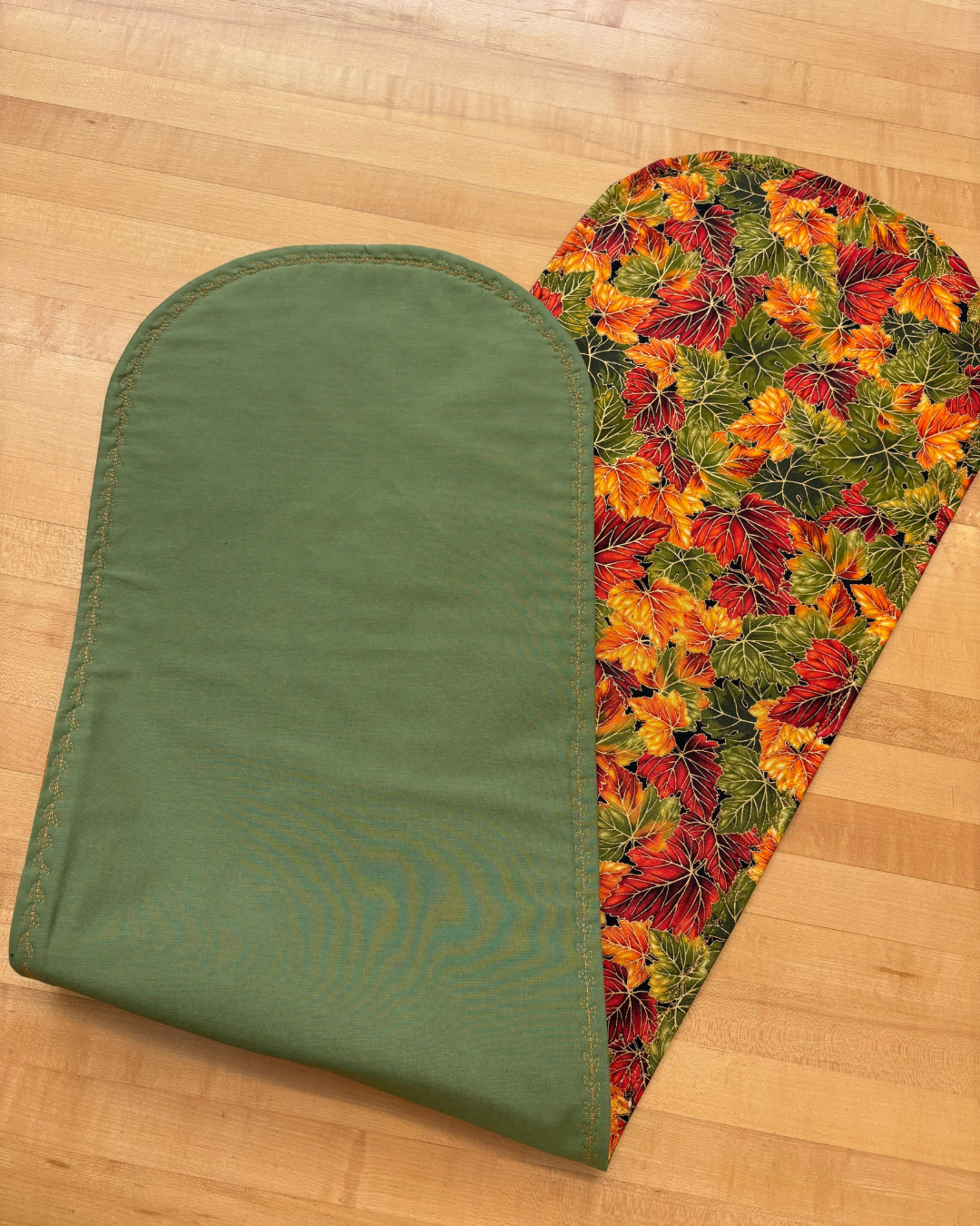 Julie - platter and runner (2).png