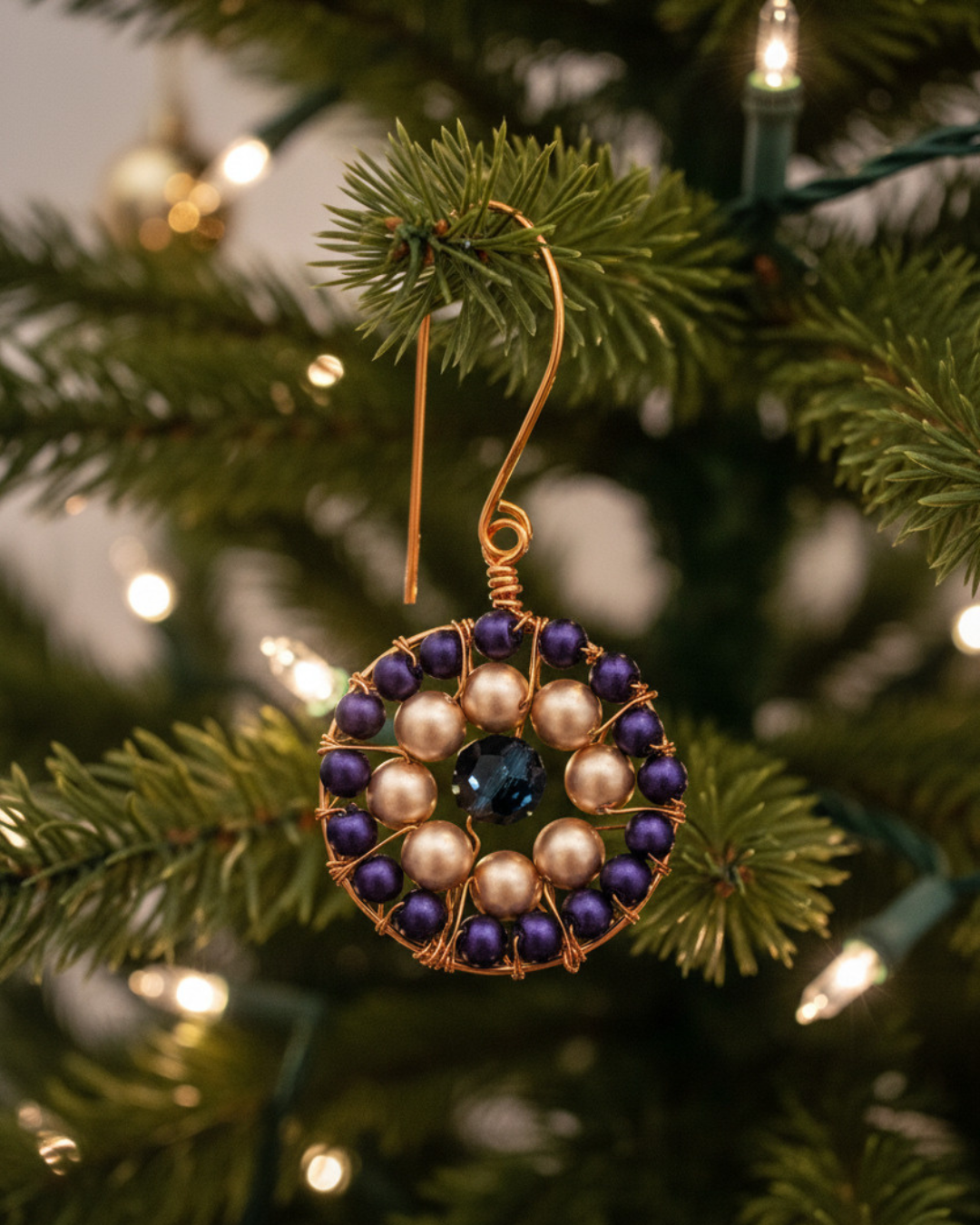 Wire-Wrapped Christmas Ornaments with Stephani Tusing