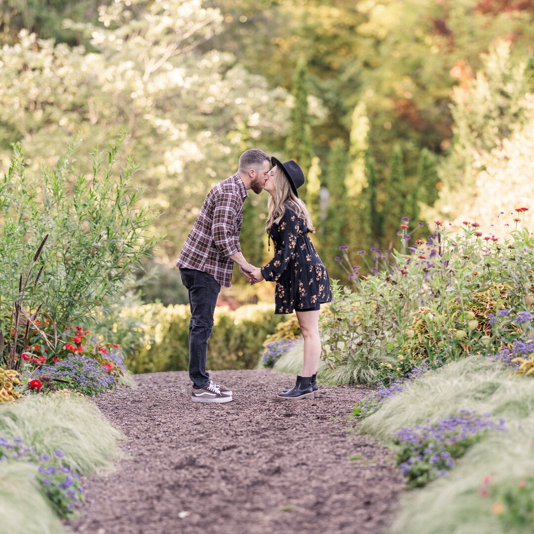 Courtney &amp; Paul- 2022 Ohio engagement. #engagementphotos
#top_portraits #portrait_shots #portraitpage #portraitphotography #portrait #portraitmood
#portrait_shots #CleanCaptures #visualauthority #instamood #igdaily #instafollow #awesome #all_shot