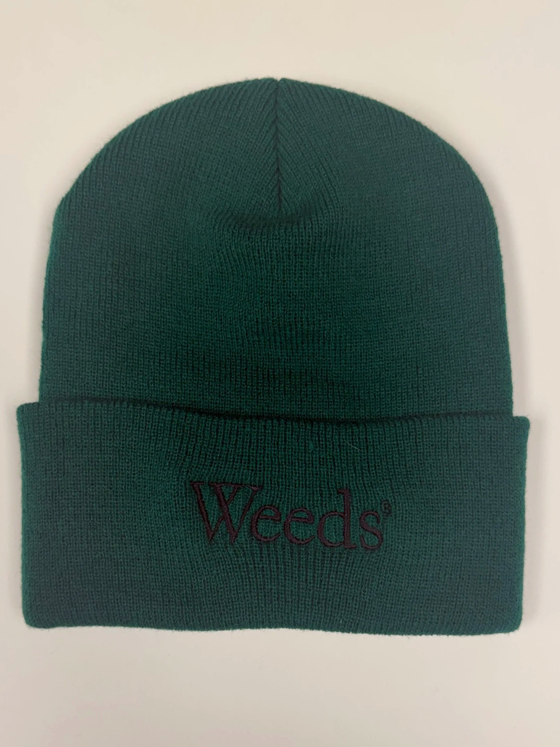 Beanie Weeds in black