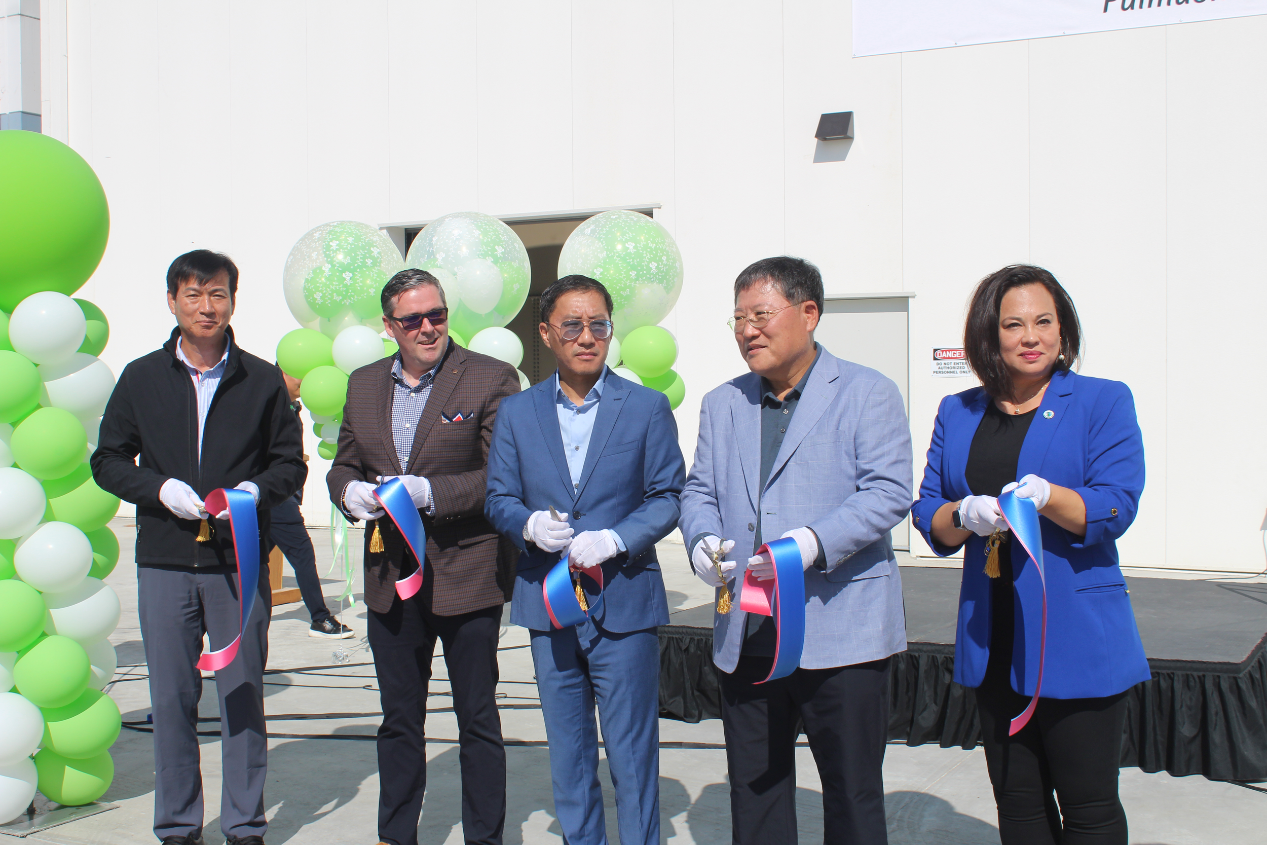 ribbon cutting 2.png