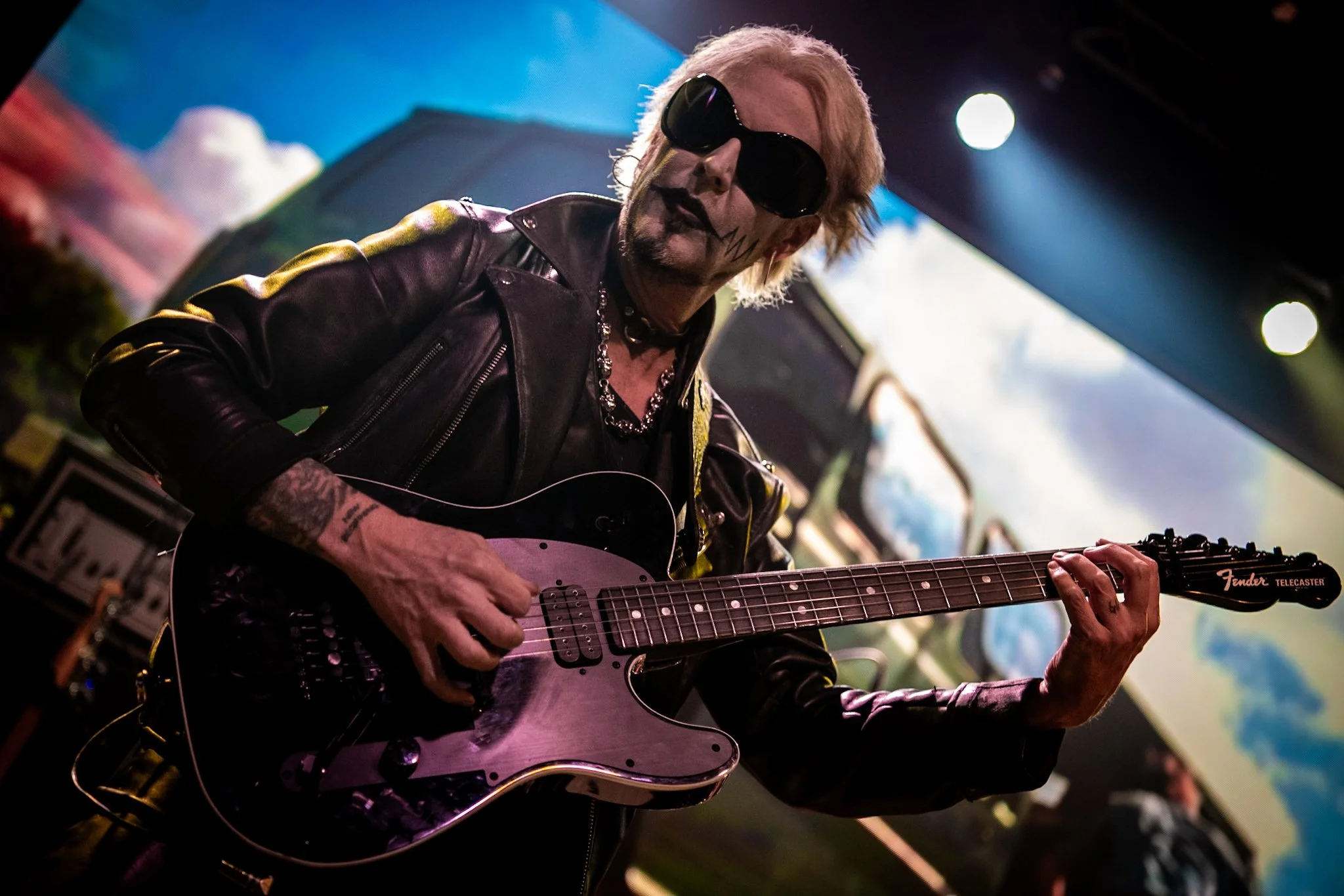 John 5 Mesmerizes Roseville