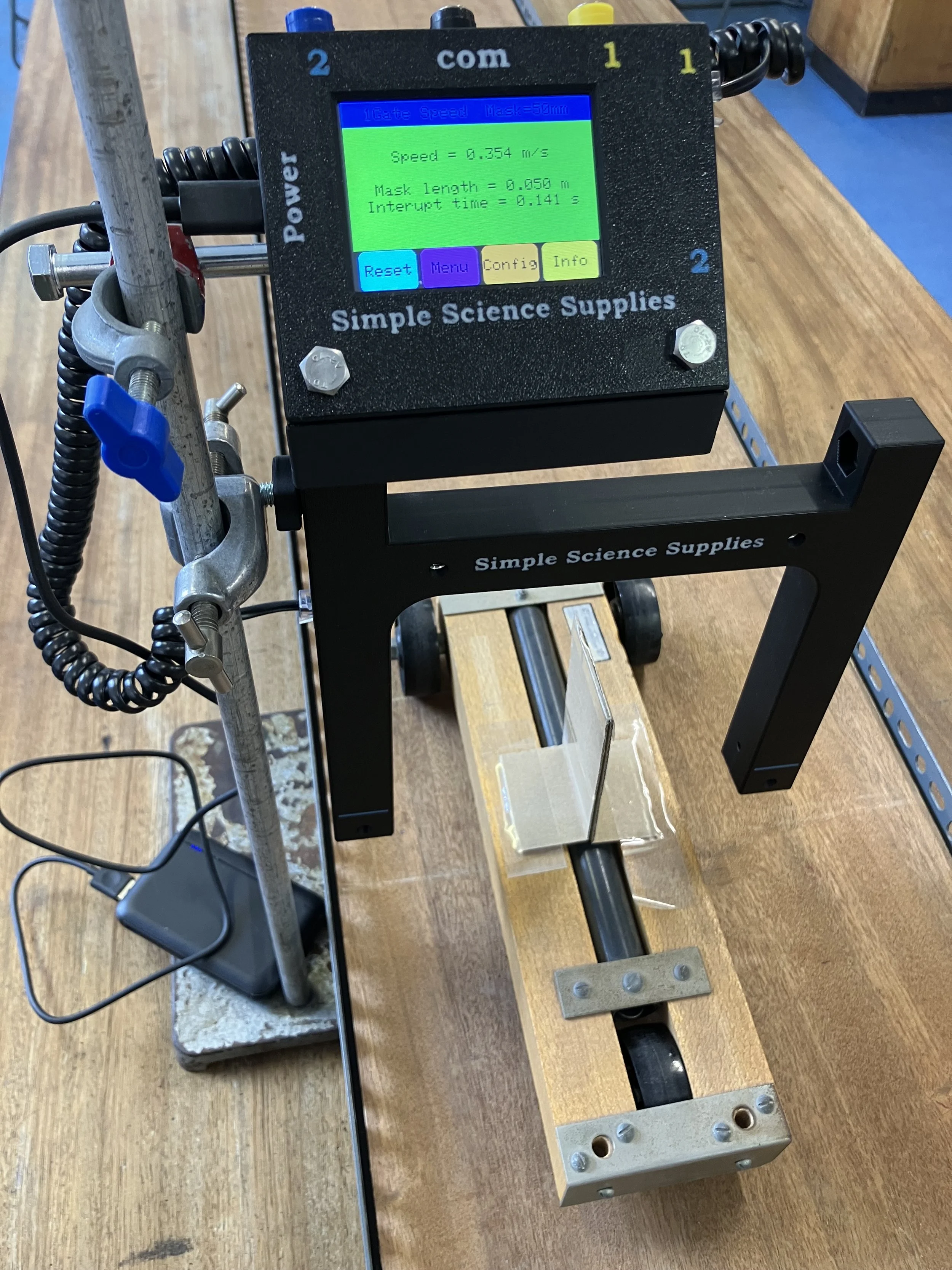 DAC Mechanics computer and sensors