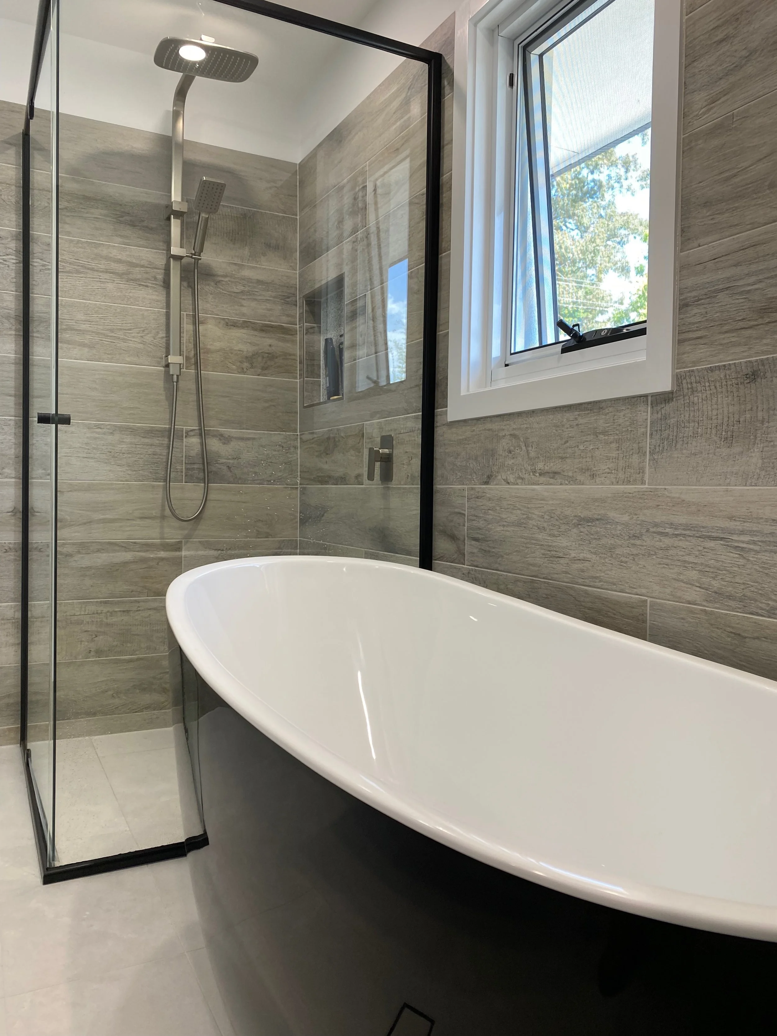 Bathroom renovation, Burleigh QLD