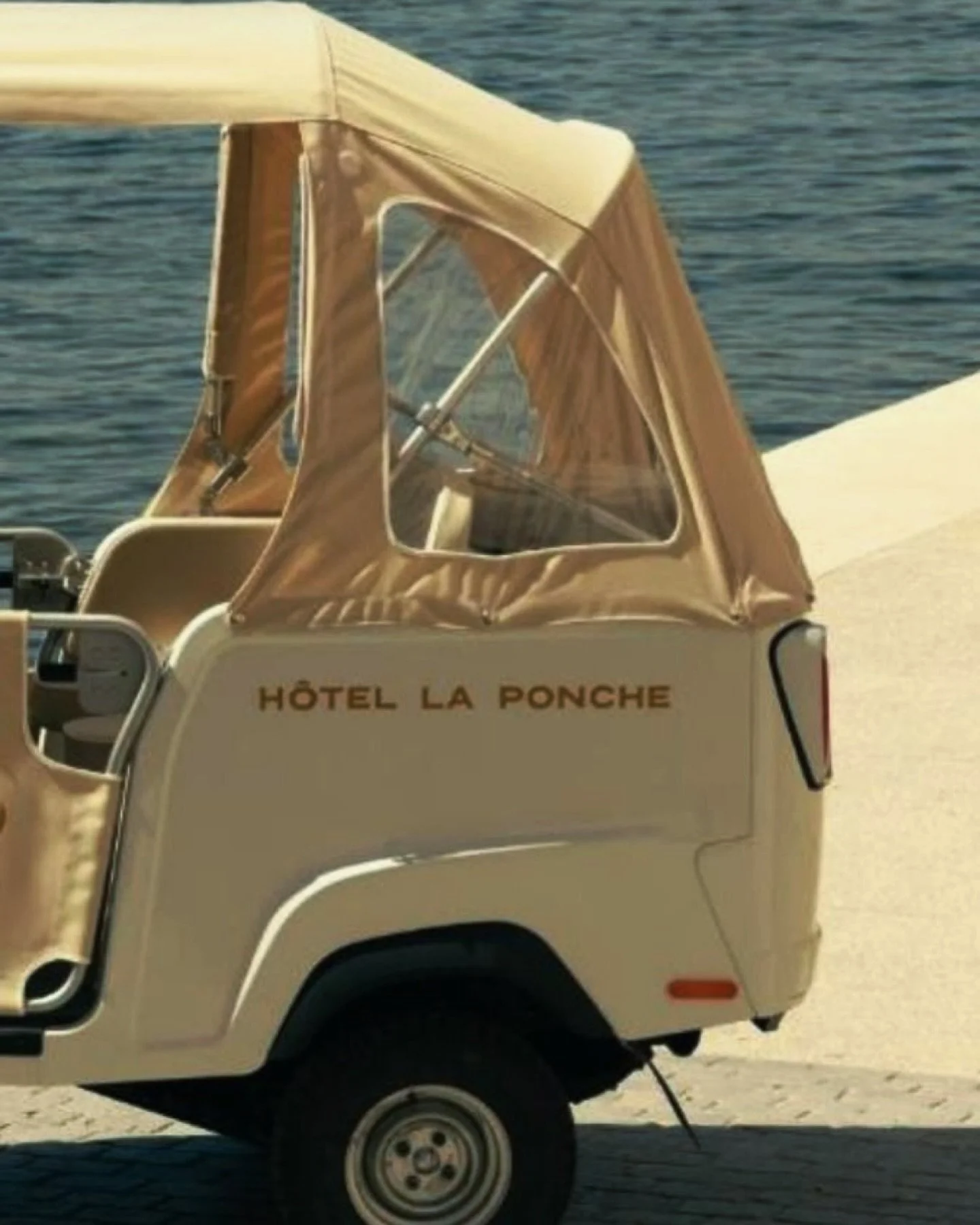 Hello spring!  Shop our collection at inprovence.com.au .
.
.
.
Image via Pinterest.