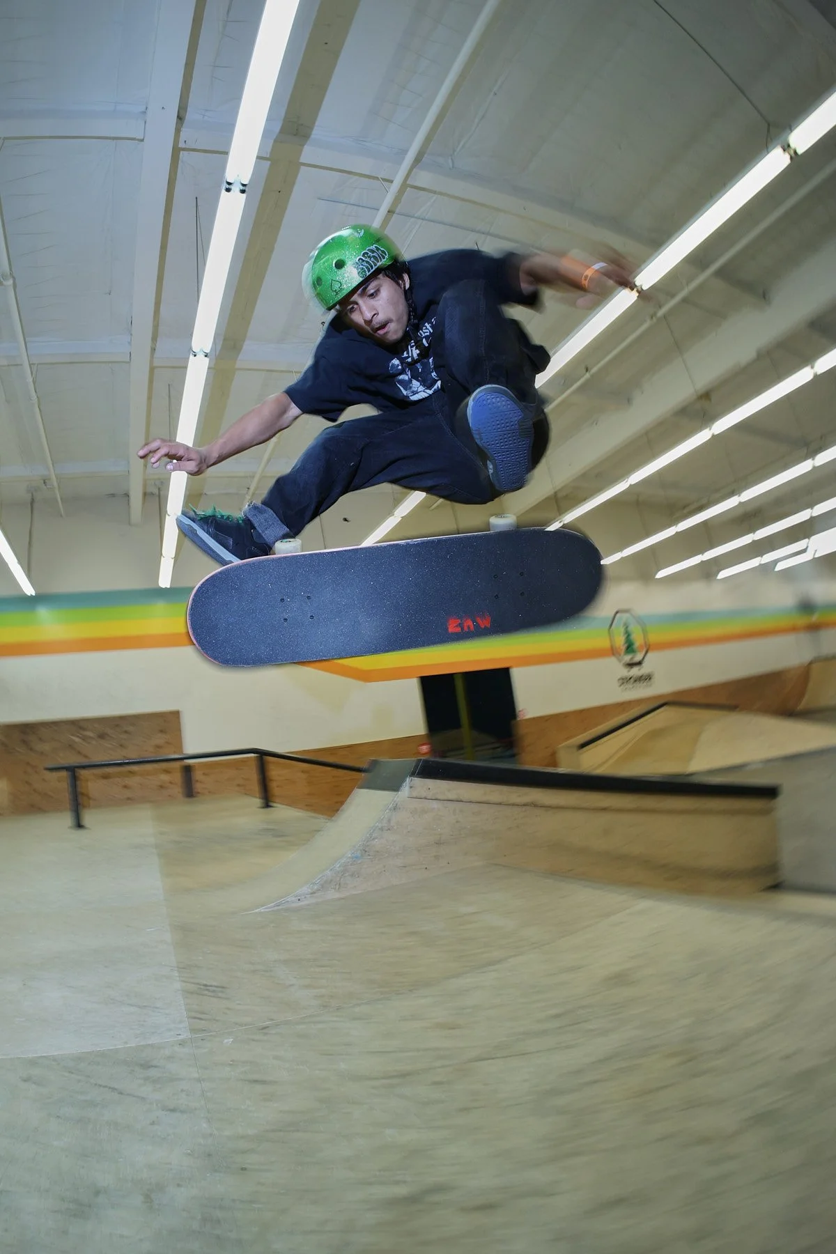 Muzamil_Kickflip_A80A0055.jpg