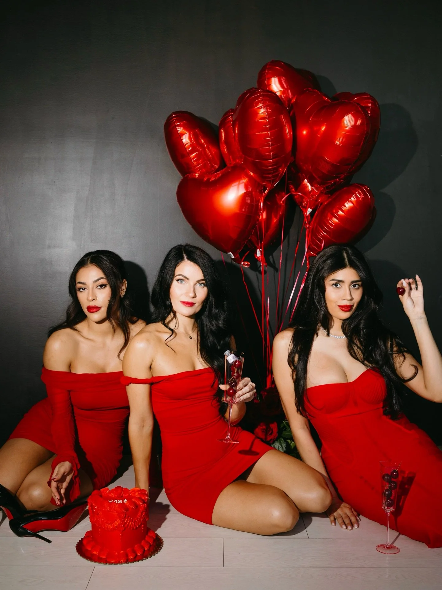 Wishing you a Happy Valentine&rsquo;s Day &mdash; and a reminder to show yourself a little extra love, too. ✨

Xoxo, Calypso🌹