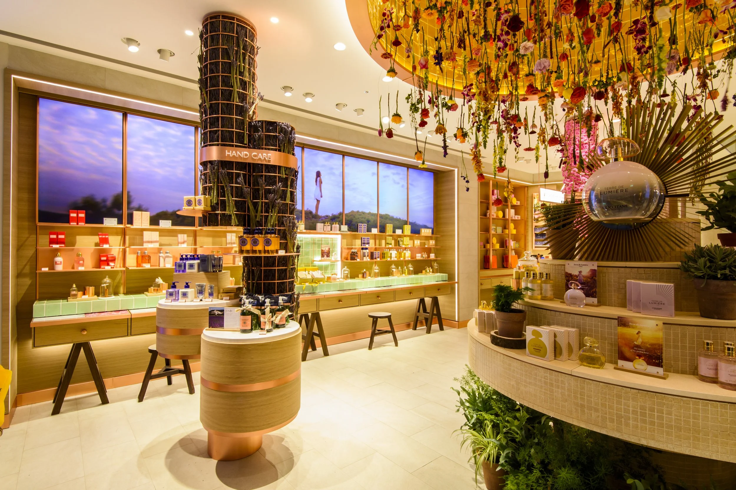 L'Occitane London Flagship Store — Store on Track