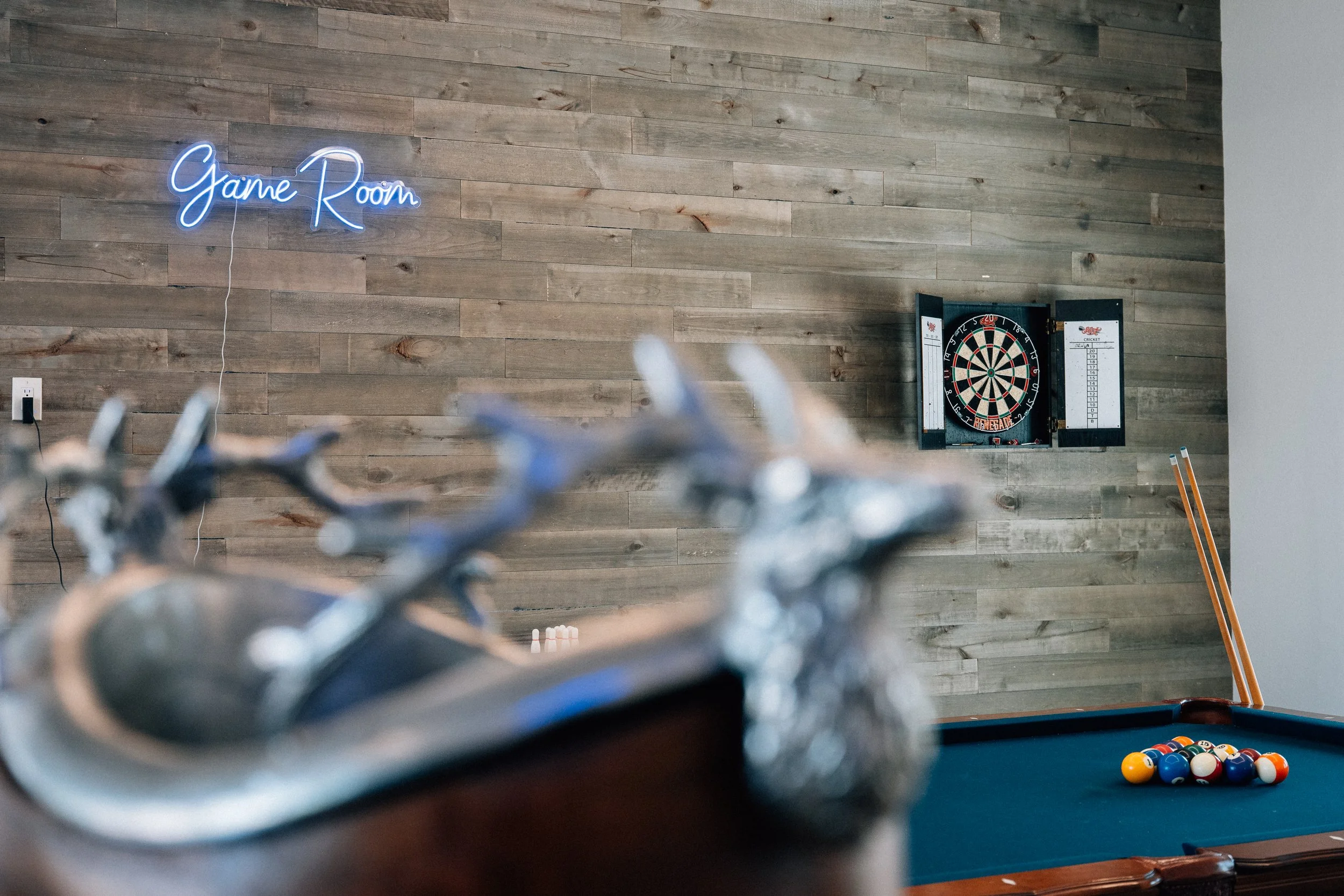 LEGACYRANCH-48 GR Game Room Neon 2.jpg