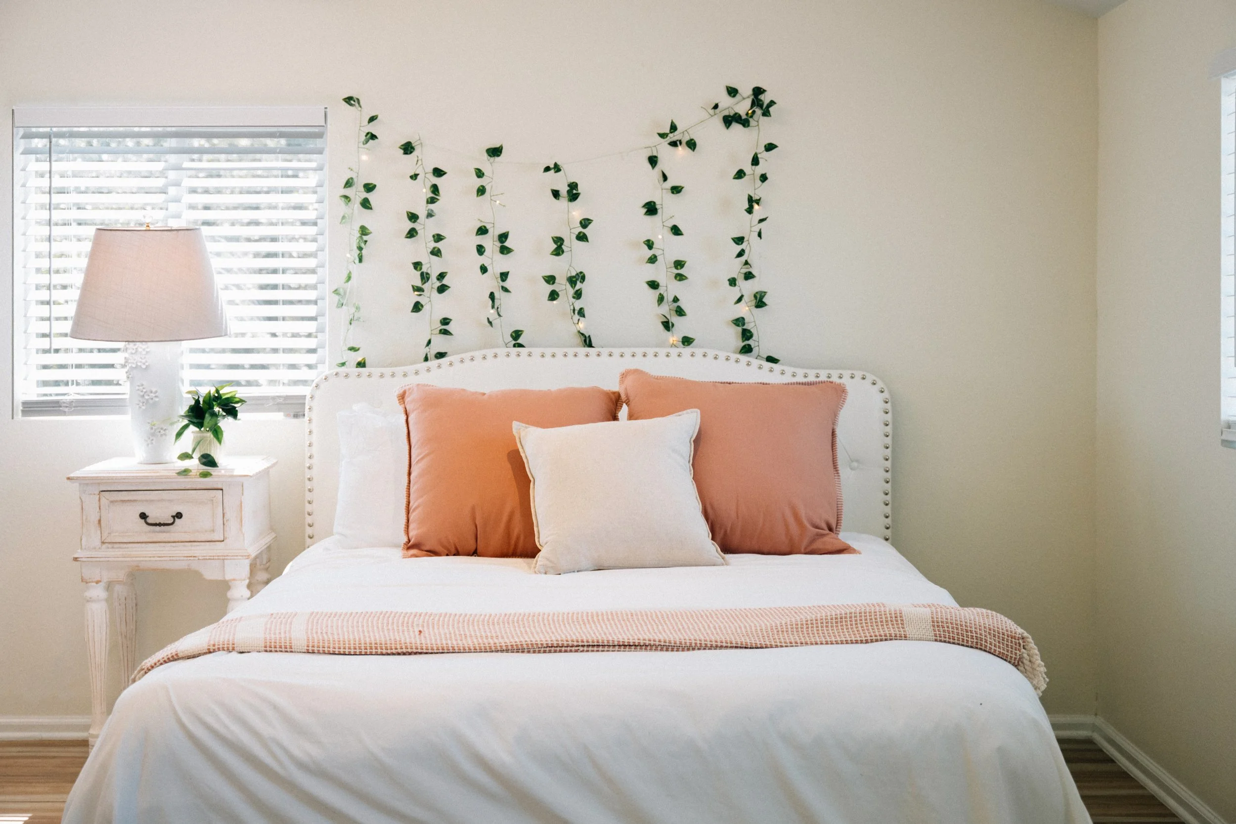 LEGACYRANCH-60 GH Queen Bed STR.jpeg