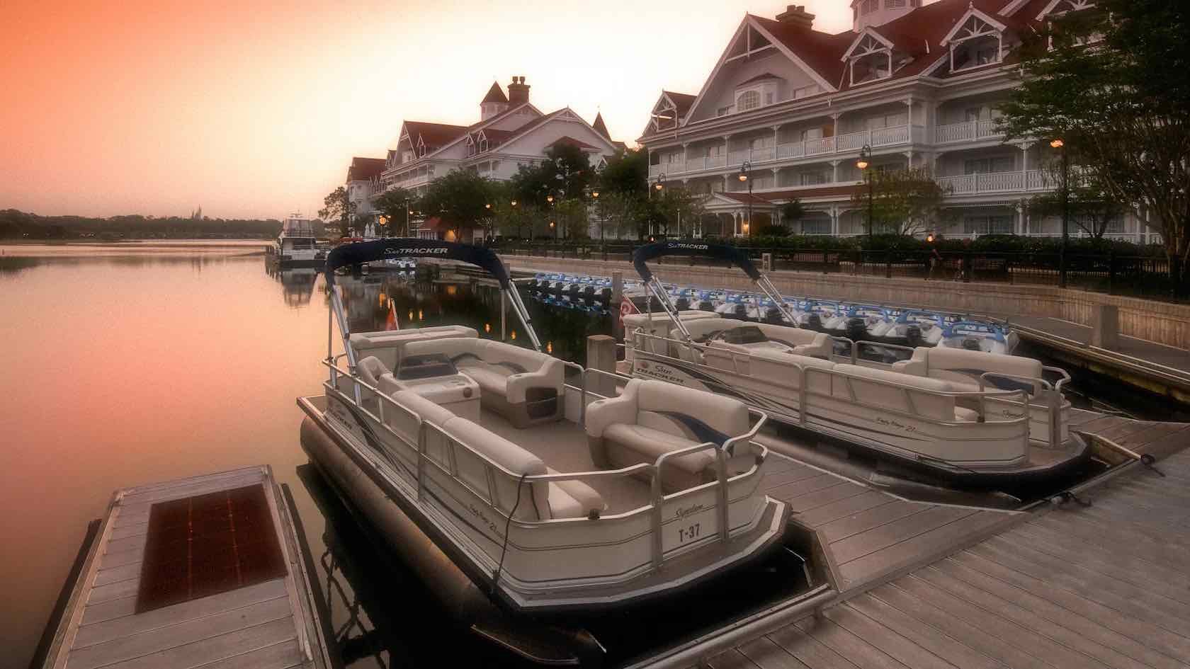 motorized-boats-00.jpg
