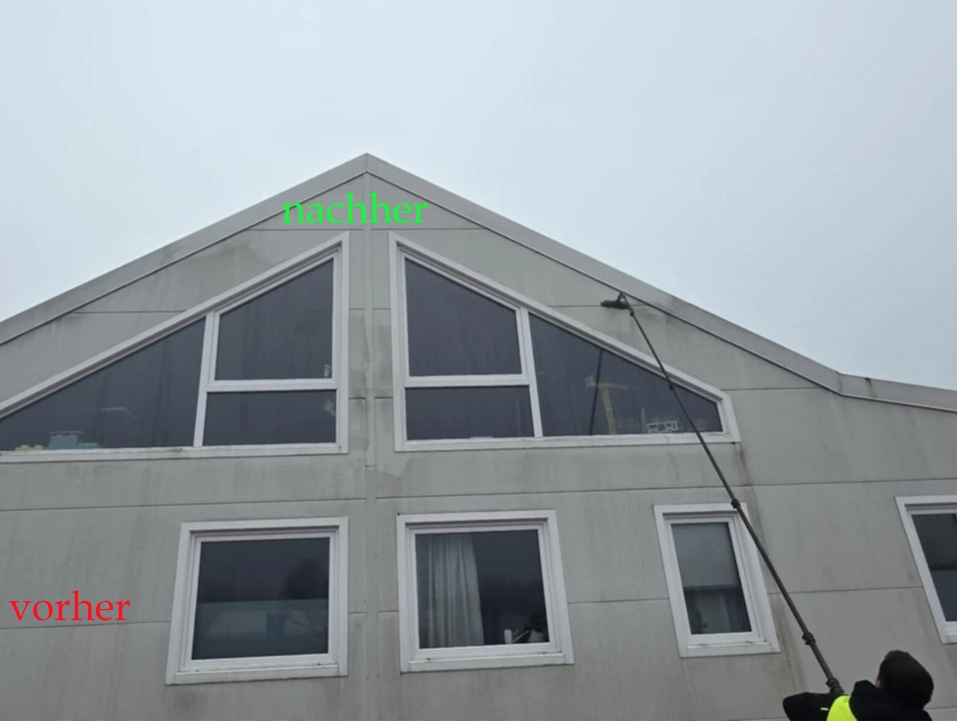 Fassadenreinigung die Zweite 😊

Und wieder konnten wir bei einem unserer Bestandskunden eine Fassadenreinigung durchf&uuml;hren und den Kunden einem super Ergebnis erfreuen. 😉

#glasreinigung #fassadenreinigung #grundreinigung #baureinigung #teppic