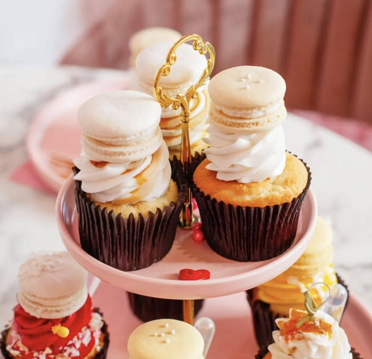 Planning a Houston Birthday Party? Here’s Why Cupcakes Beat Cake Every Time 