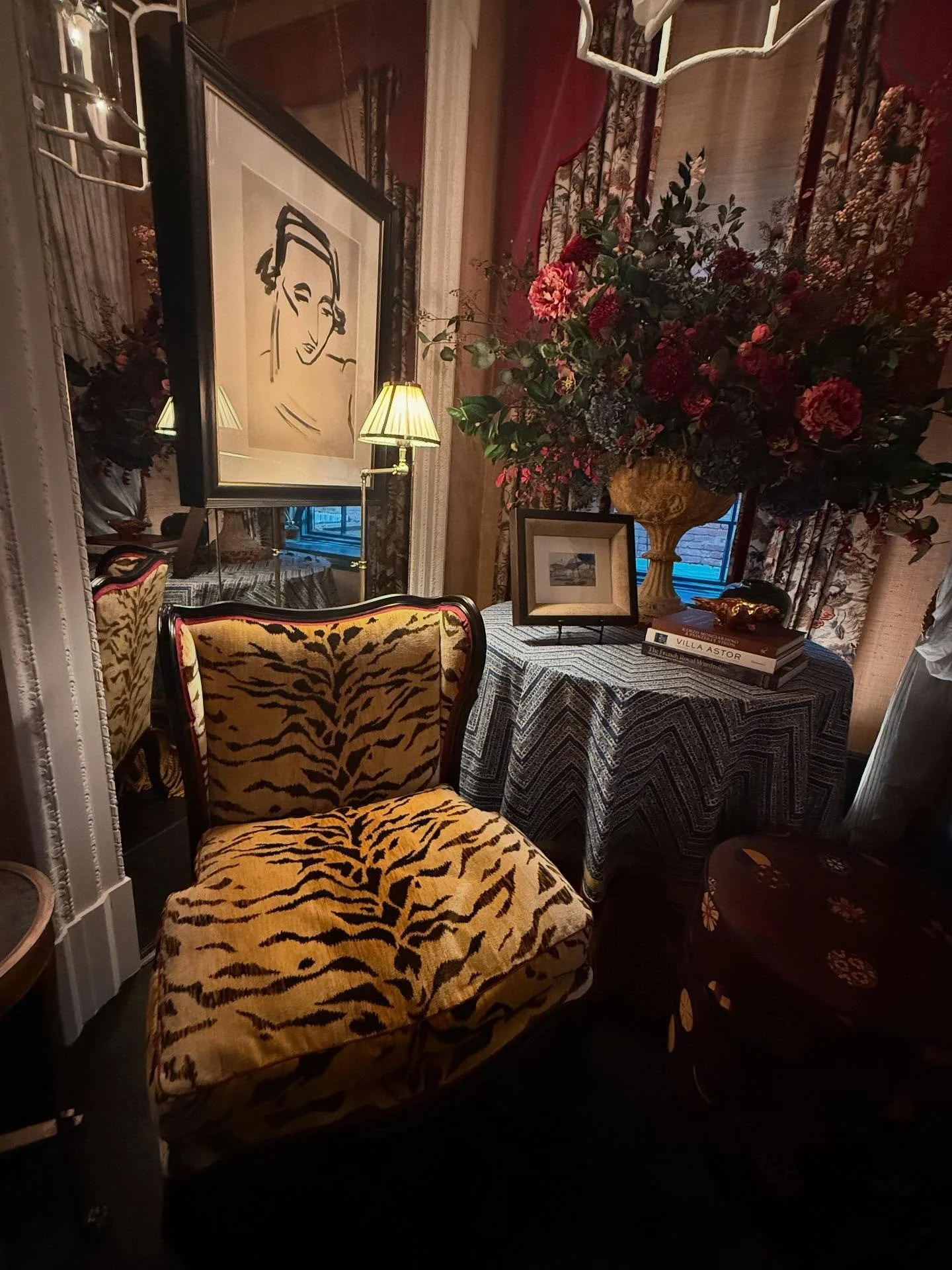 A few of my favorite moments from my stroll through @kbshowhouse in NYC. 
So many fabulous designers - a gorgeous collection of talent in one space!