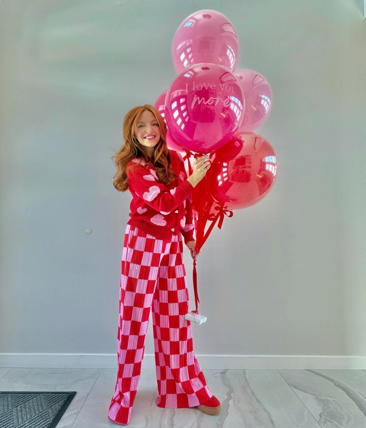 What&rsquo;s red, just over 5 feet tall, and ready to make your Valentine&rsquo;s Day extra magical? ✨

Our Deluxe Helium Bundle, of course 😜&hearts;️

Small gesture, BIG statement 💕

Perfect for surprising your Valentine &mdash; available for pick