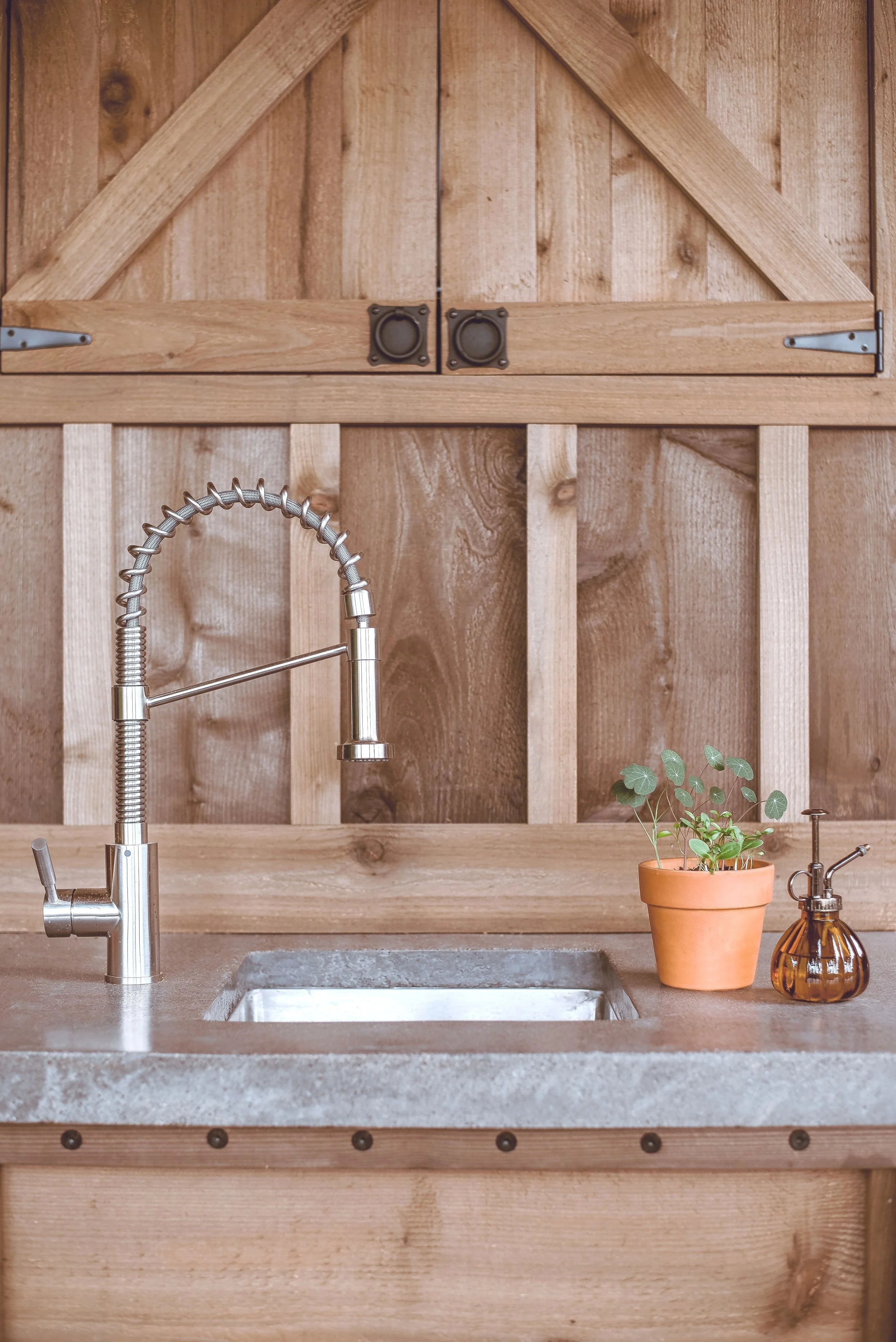 Plumbers Midland MI Faucet Plant - Brubaker Showroom