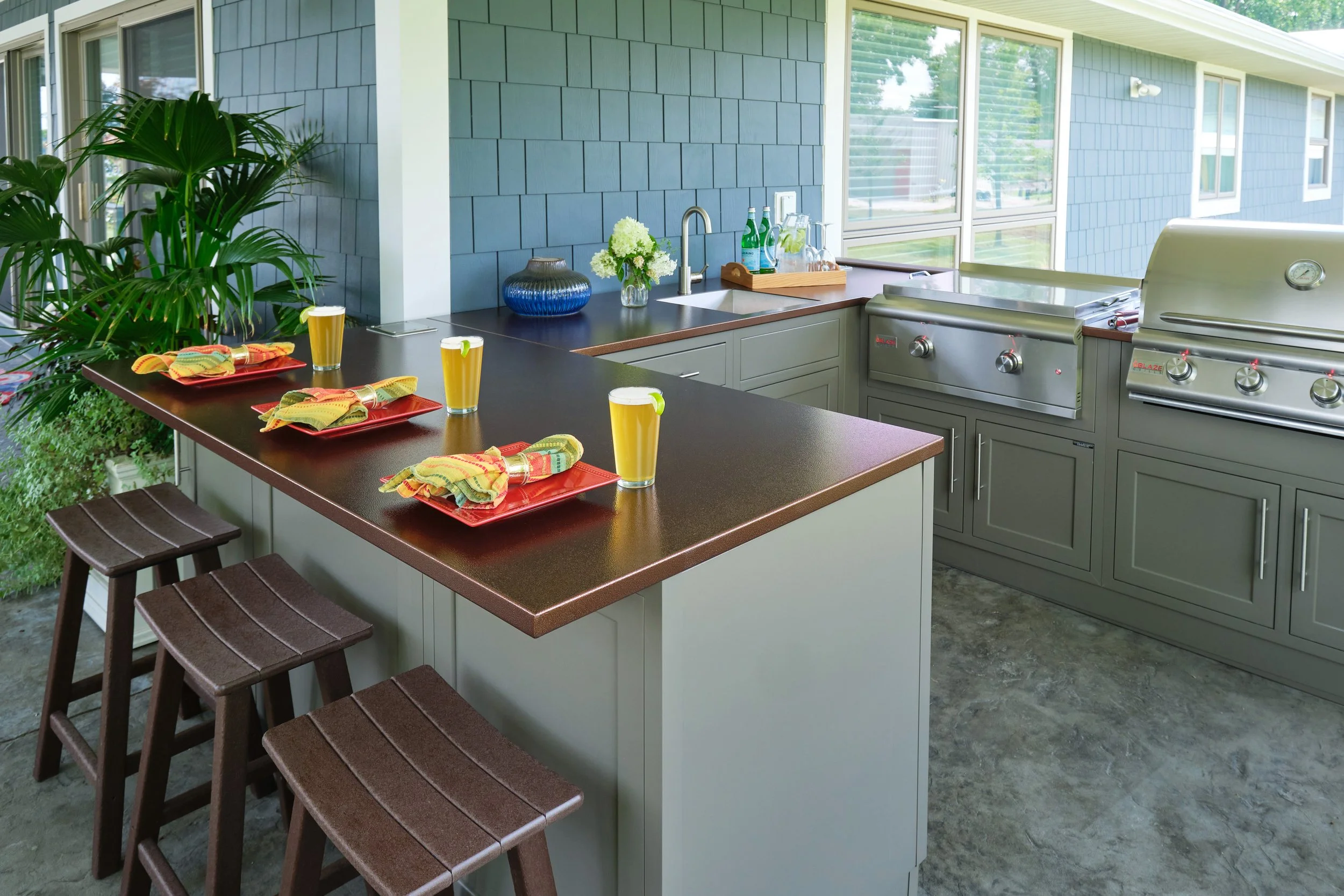 Outdoor Kitchen and Grill Meal - Brubaker Showroom