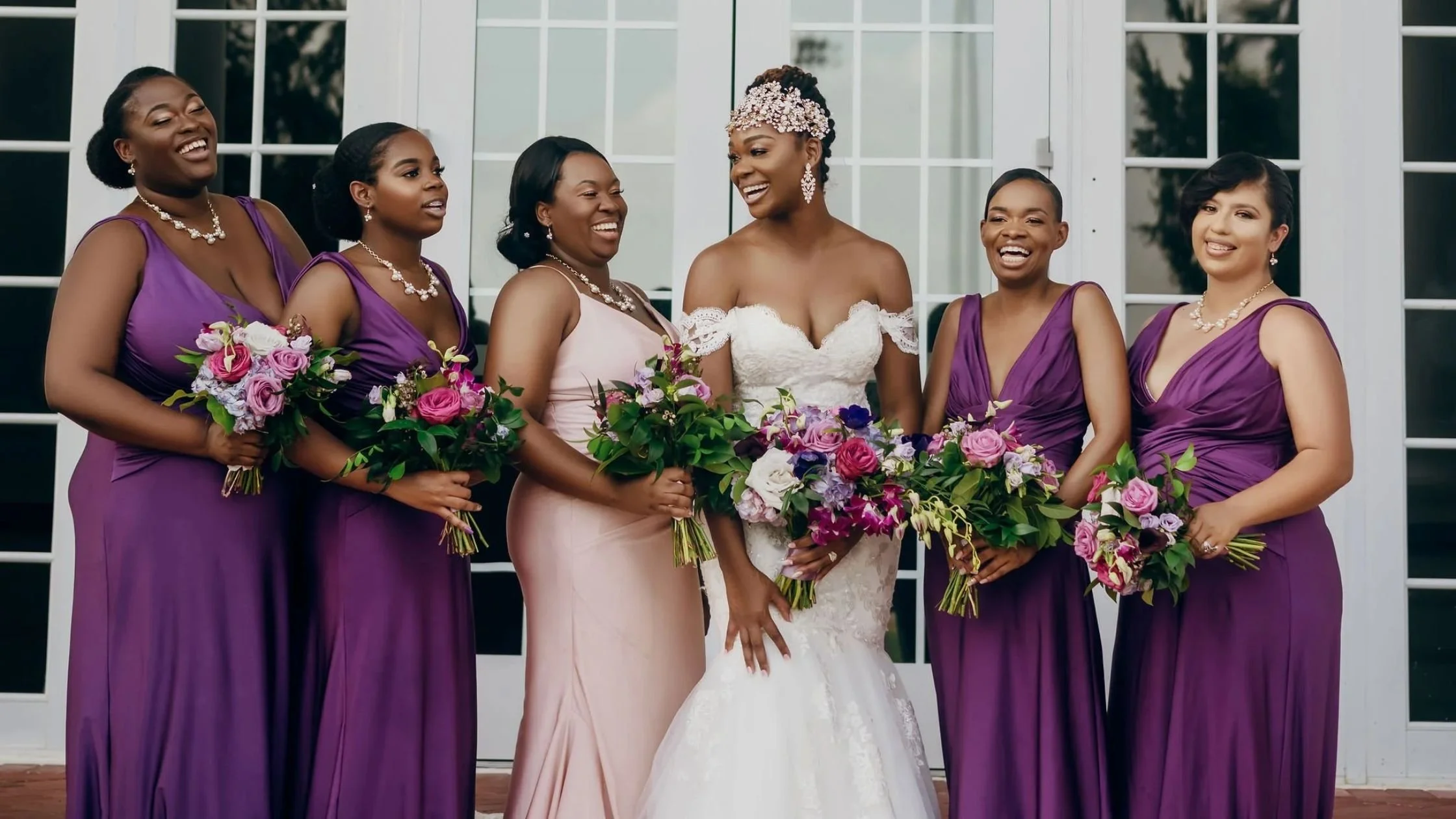 What Colors Are Ideal for Bridesmaid Dresses?