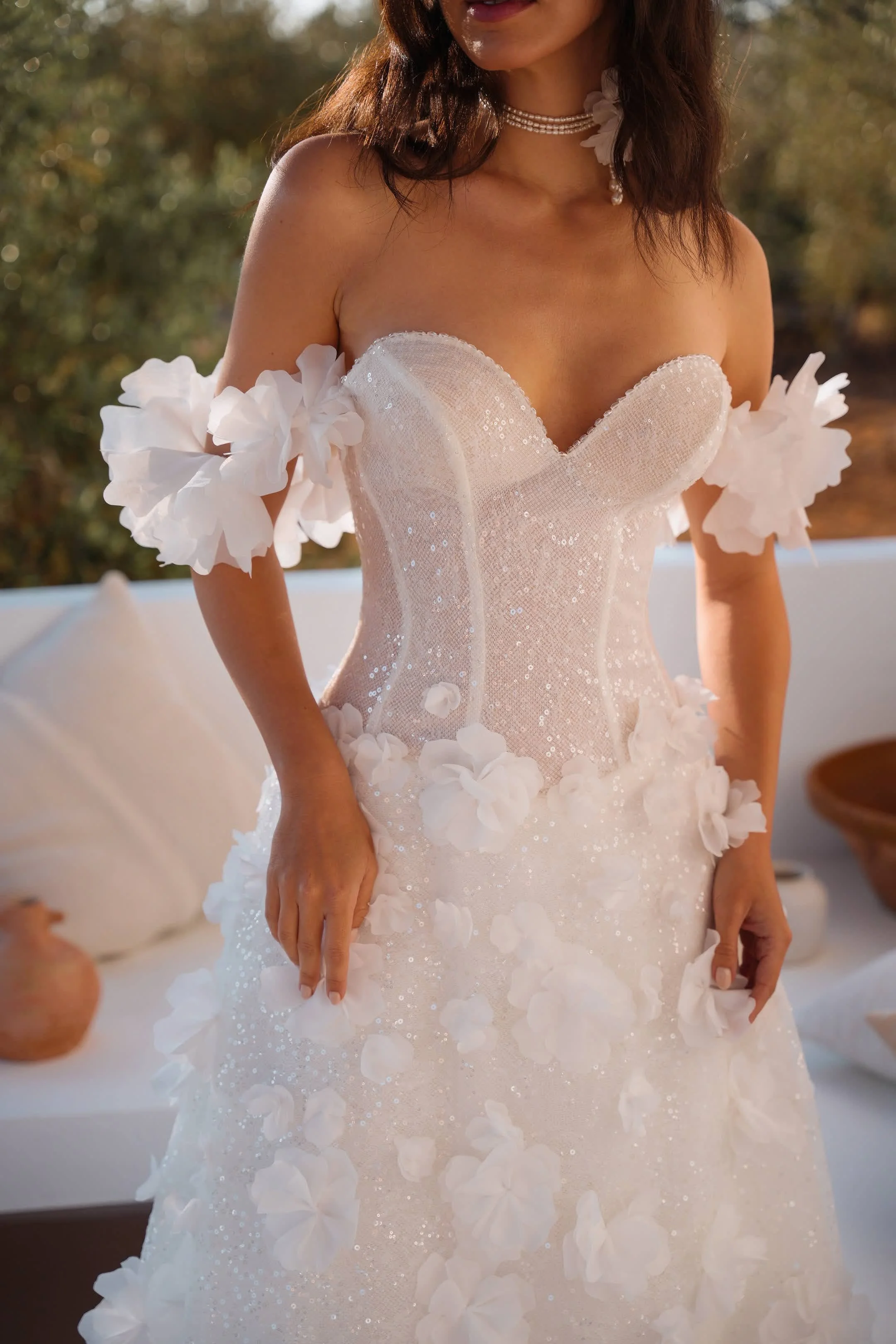 Ari Villoso_Flavia_Strapless Wedding Dress.jpg