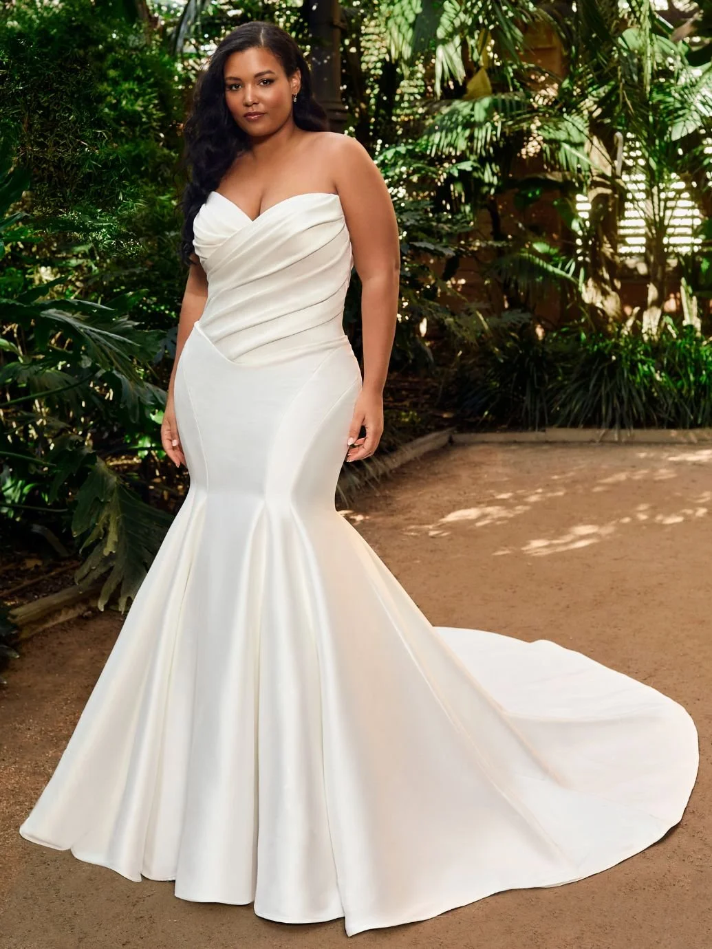 27_PORTRAIT_Web_GALIANA_Fro.jpg
