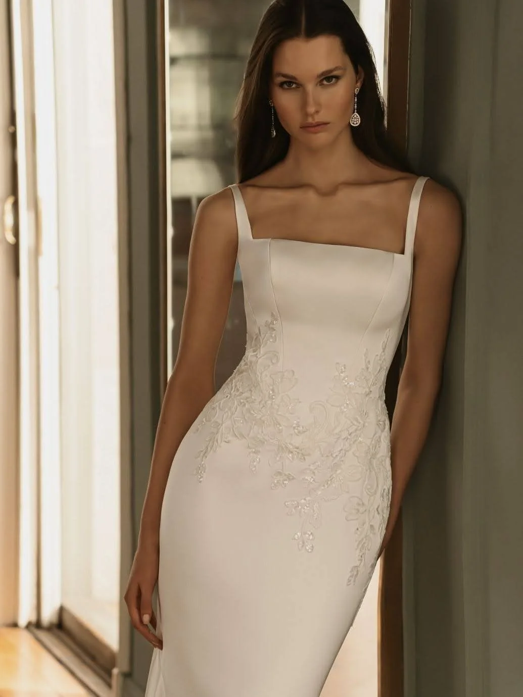 27_ELYSEE_Web_HONOR_Clo1 (1).jpg