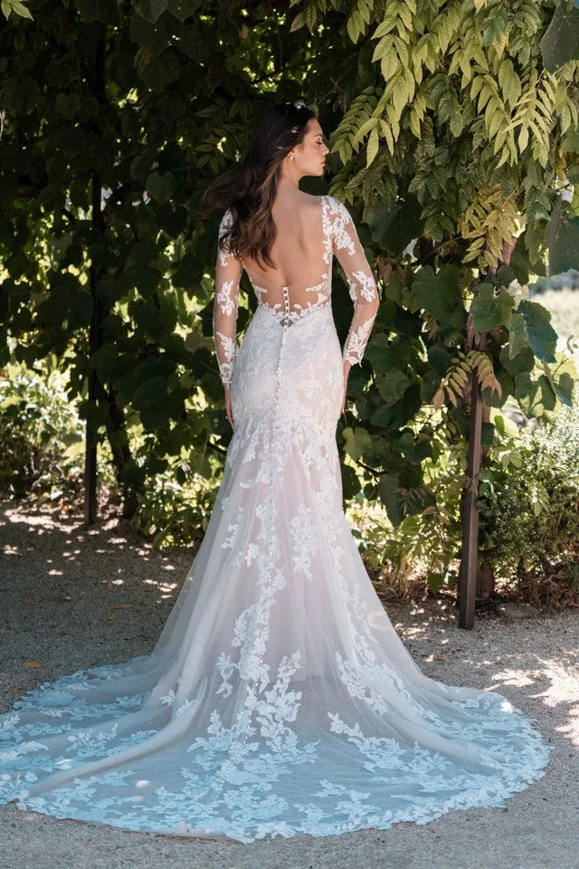 AllureBridals_A1318_Sheath Wedding Dress.jpg