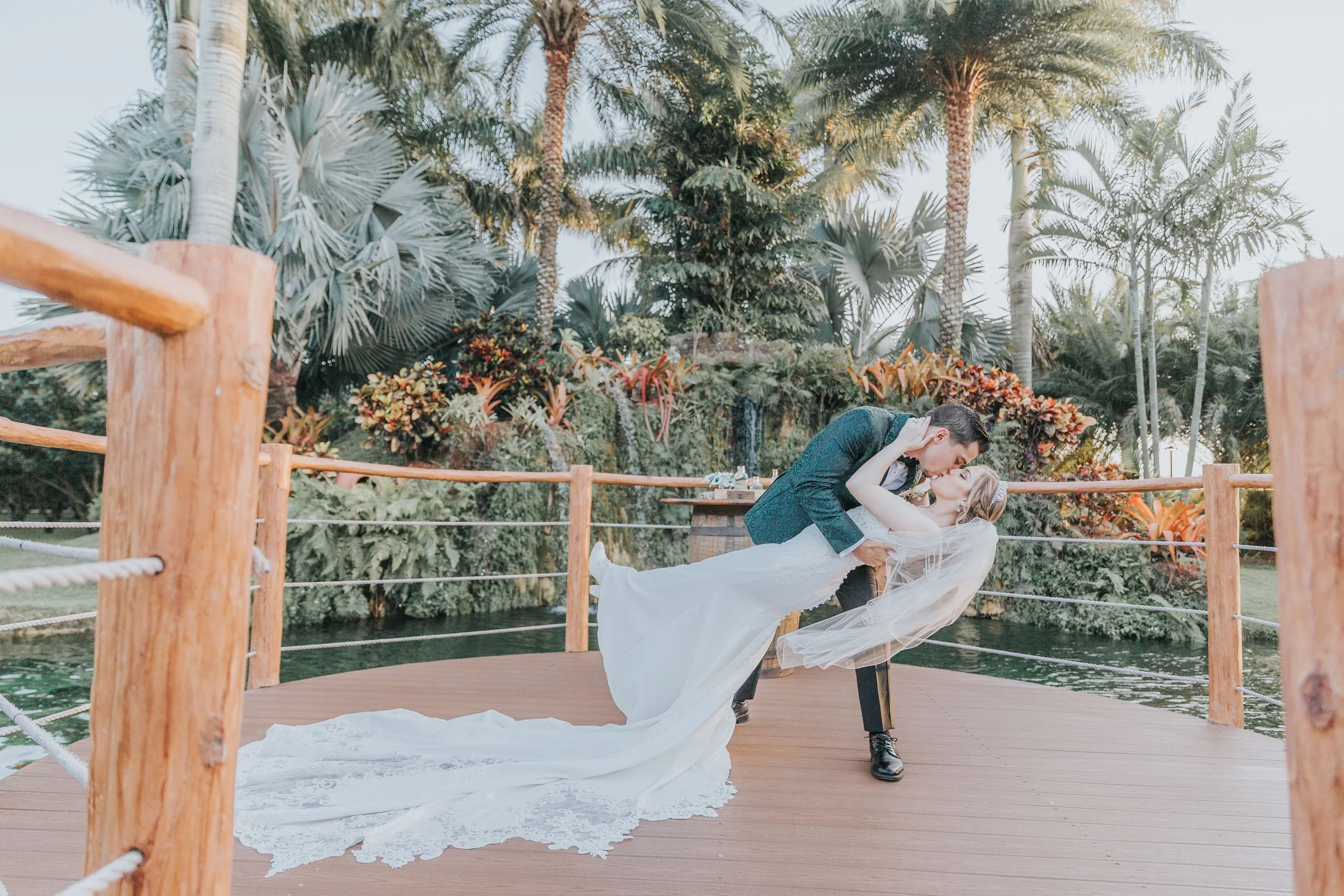 Allure Bridals 9683.jpeg