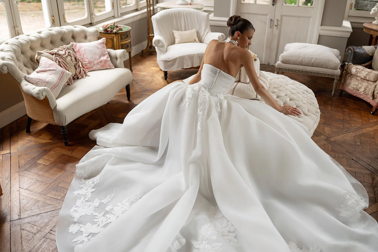 LeLeeStudio_Kinsley_High Slit Wedding Dress.jpg